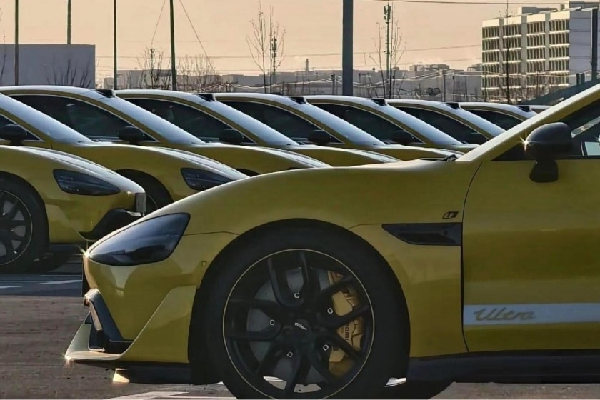 Lo xe Xiaomi SU7 Ultra dau tien da san sang ban giao hinh anh