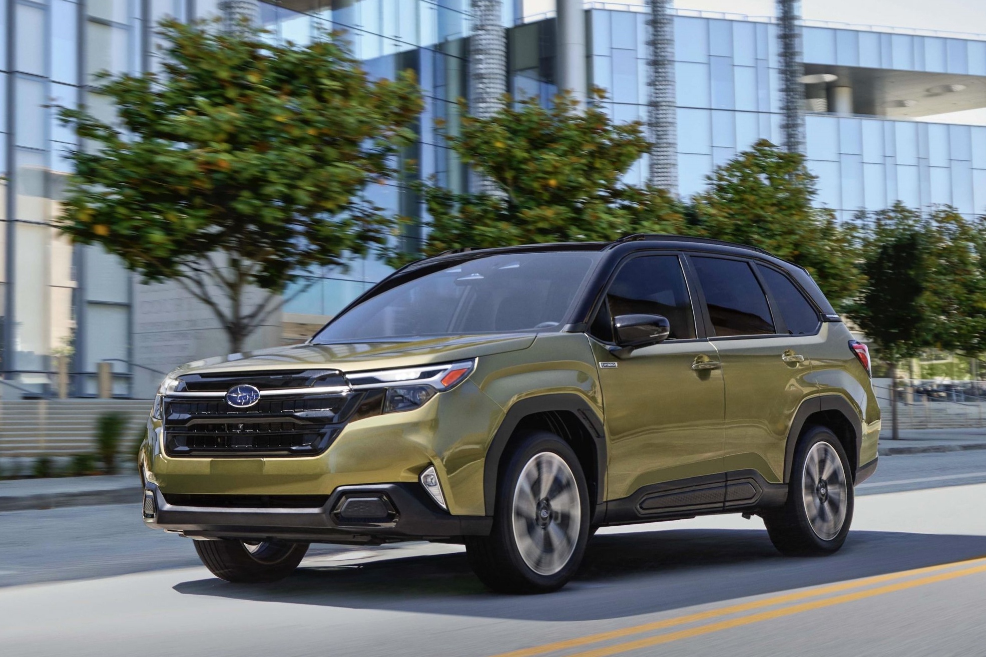 Subaru Forester Hybrid ra mat, tieu thu 6,72 lit/100 km hinh anh