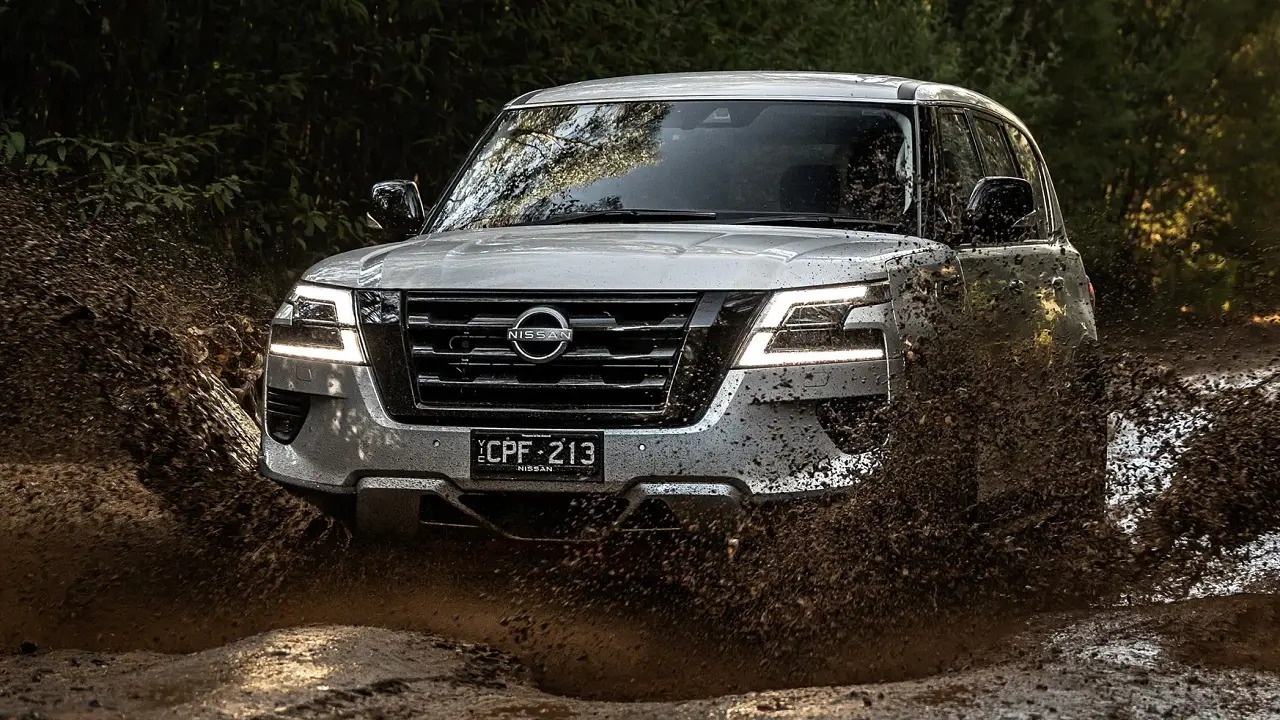 Nissan Patrol the he cu dat hang truoc thoi diem xe moi ra mat hinh anh