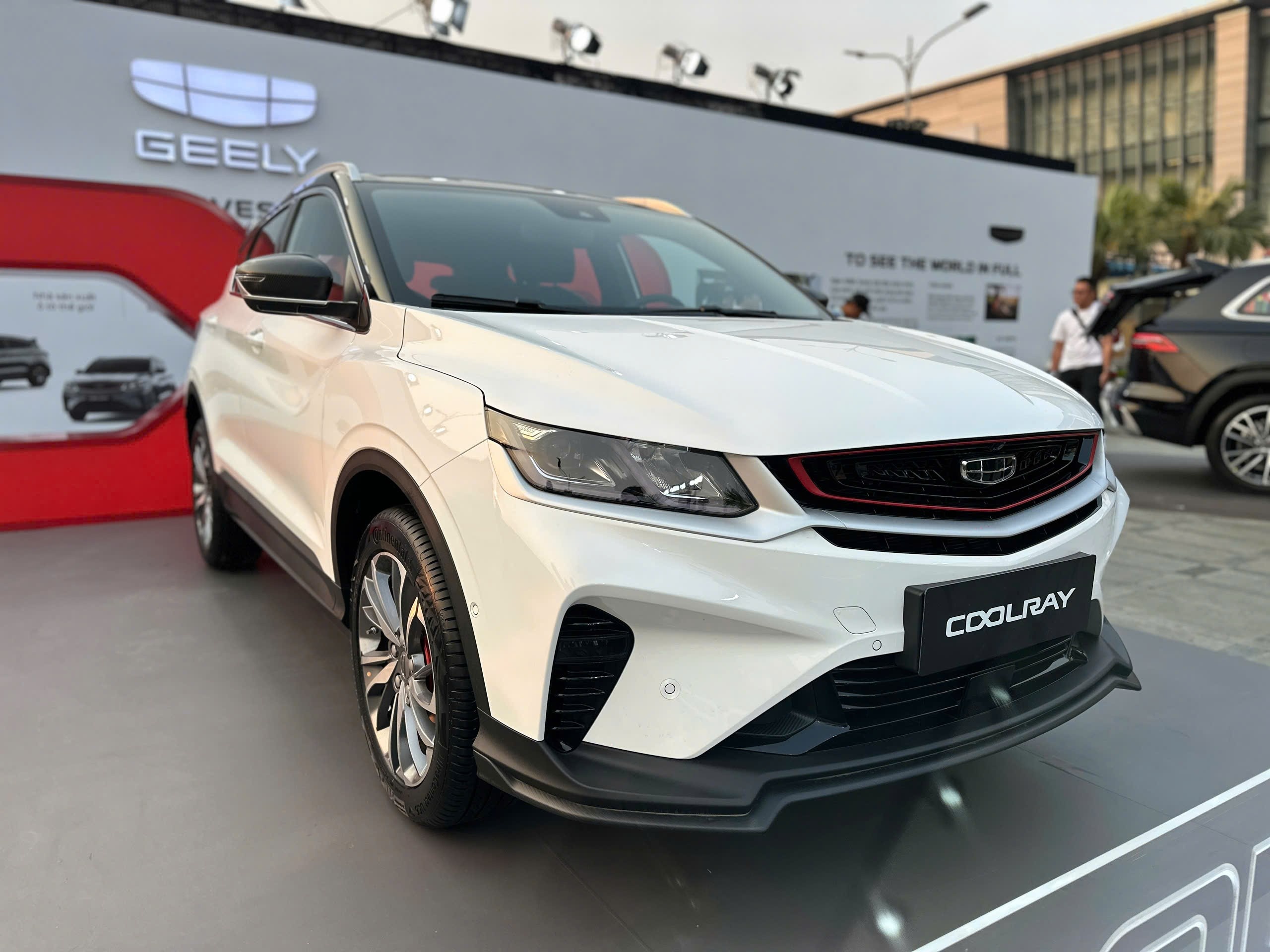 Geely Coolray canh tranh ra sao o gia 538 trieu dong hinh anh