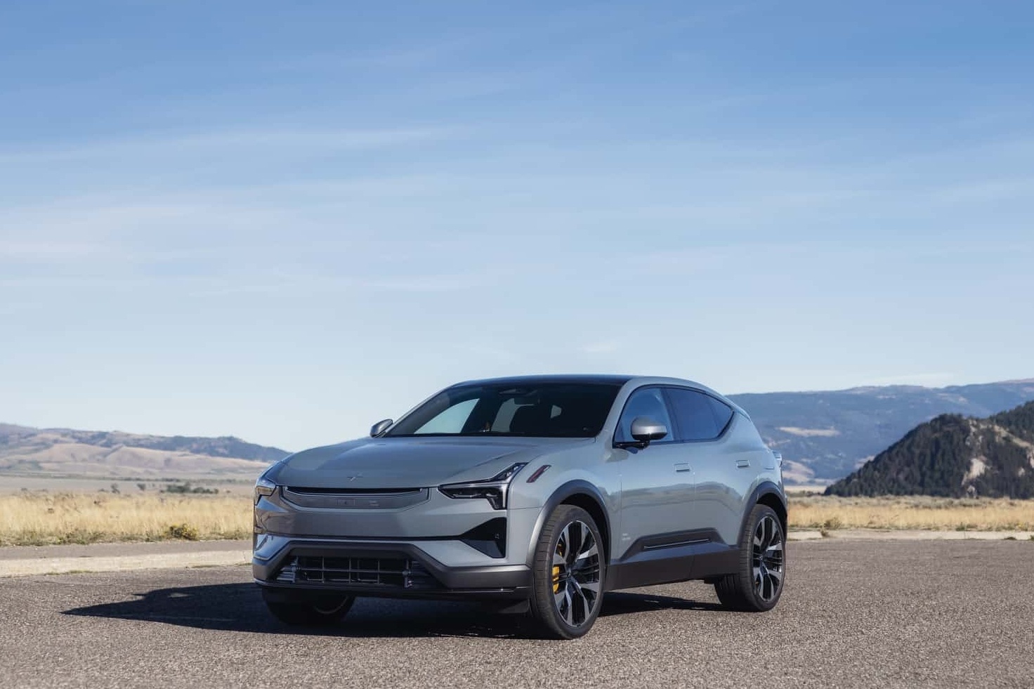 Polestar 'loi keo' chu xe dien Tesla bang giam gia 20.000 USD hinh anh