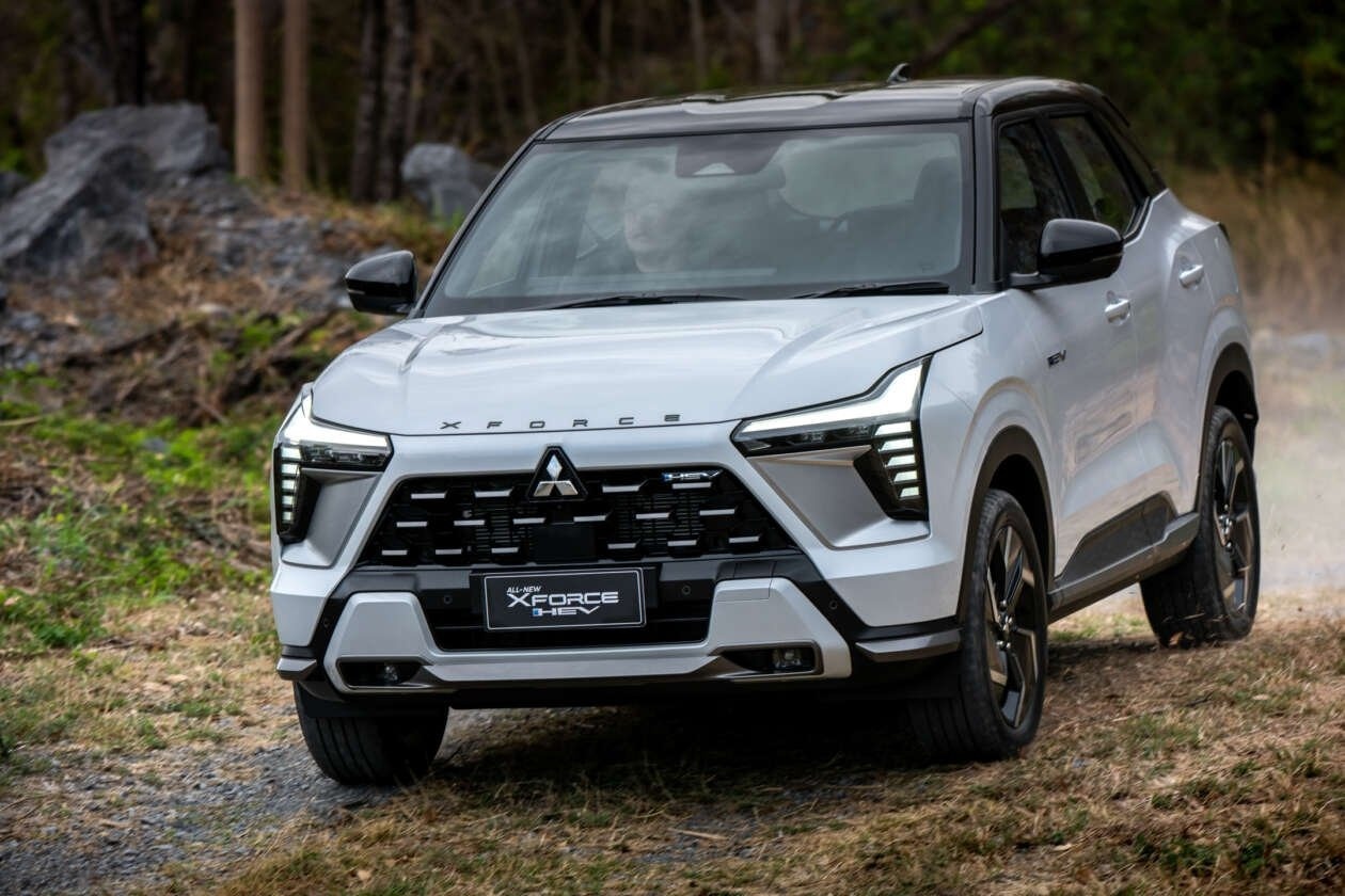 Mitsubishi Xforce HEV ra mat, 'an' xang 4,1 lit/100 km hinh anh