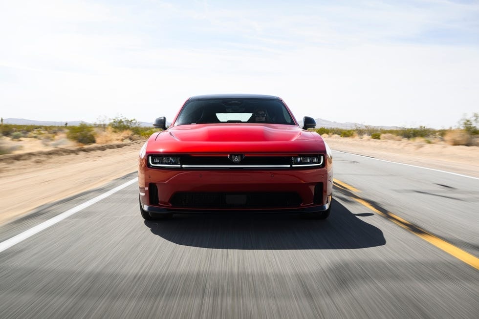 Dodge Charger thuan dien anh 1