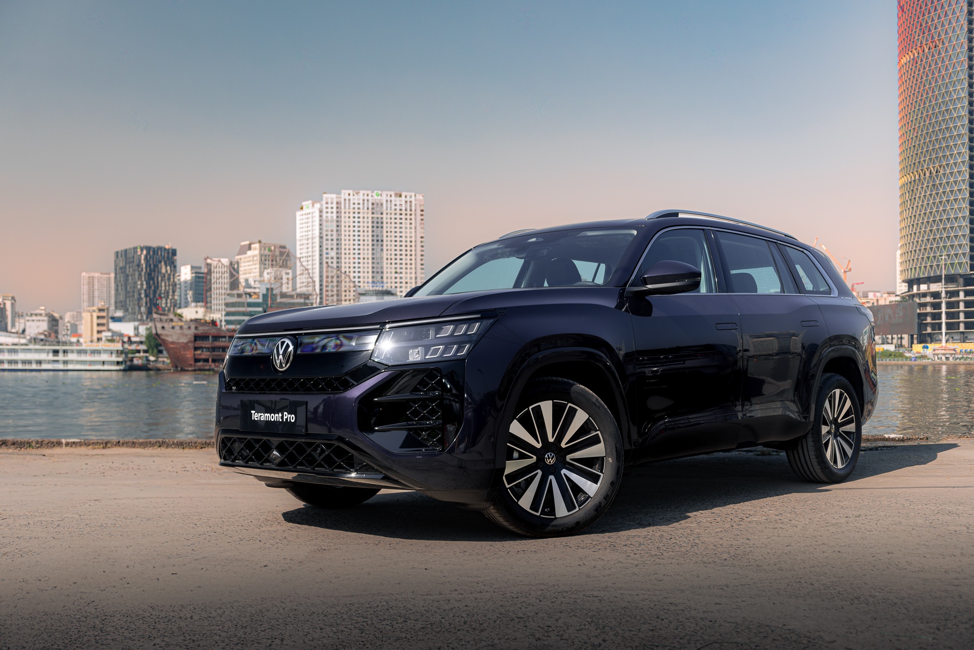 Chi tiet Volkswagen Teramont Pro - SUV co lon gia gan 2,8 ty dong hinh anh