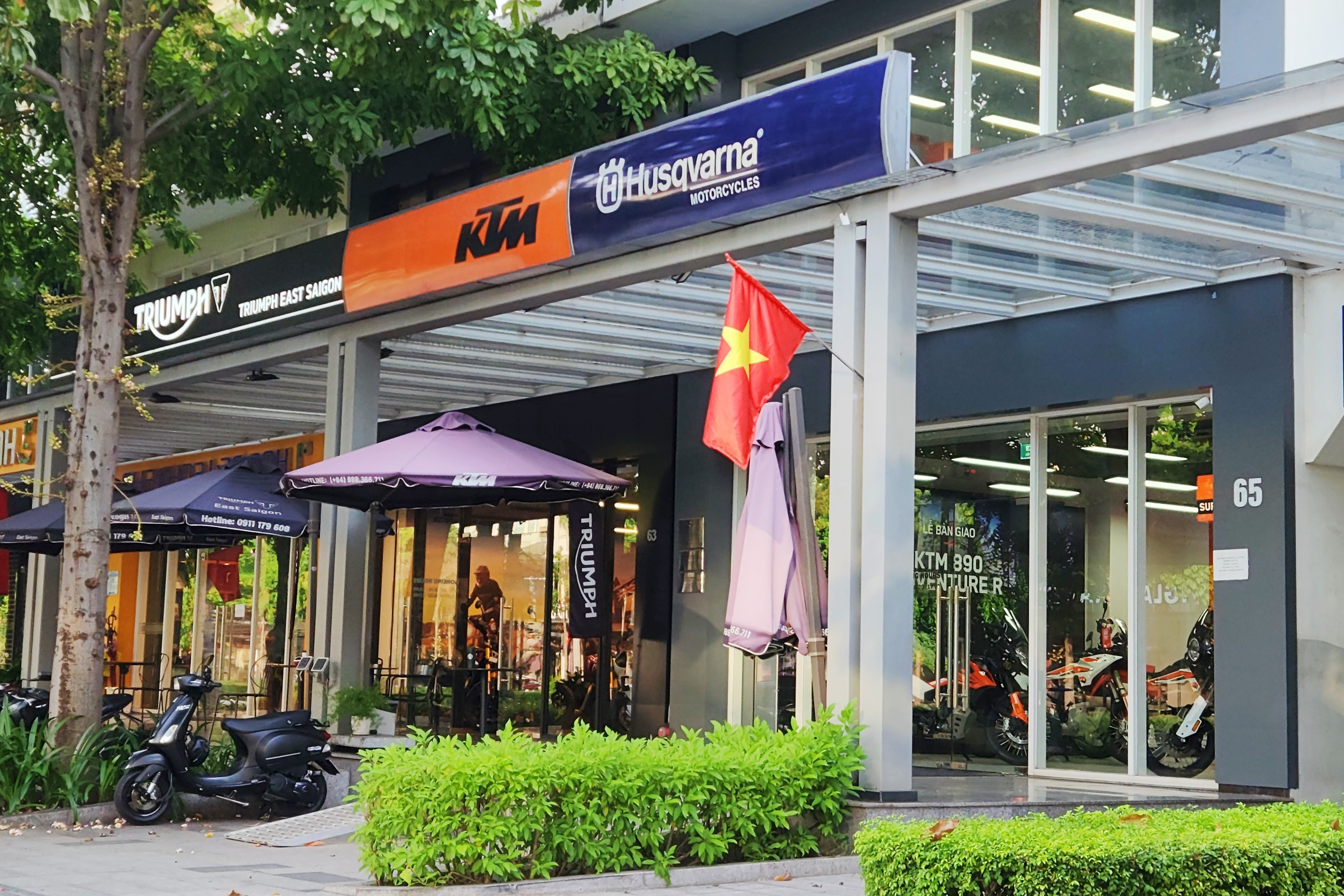 Phan khuc moto phan khoi lon ngay cang khoc liet tai Viet Nam hinh anh