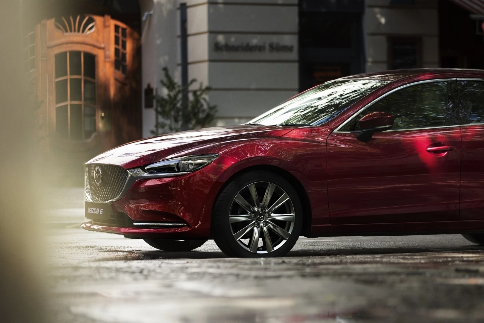 Vi sao sedan co D ngay cang kho ban tai Viet Nam? hinh anh