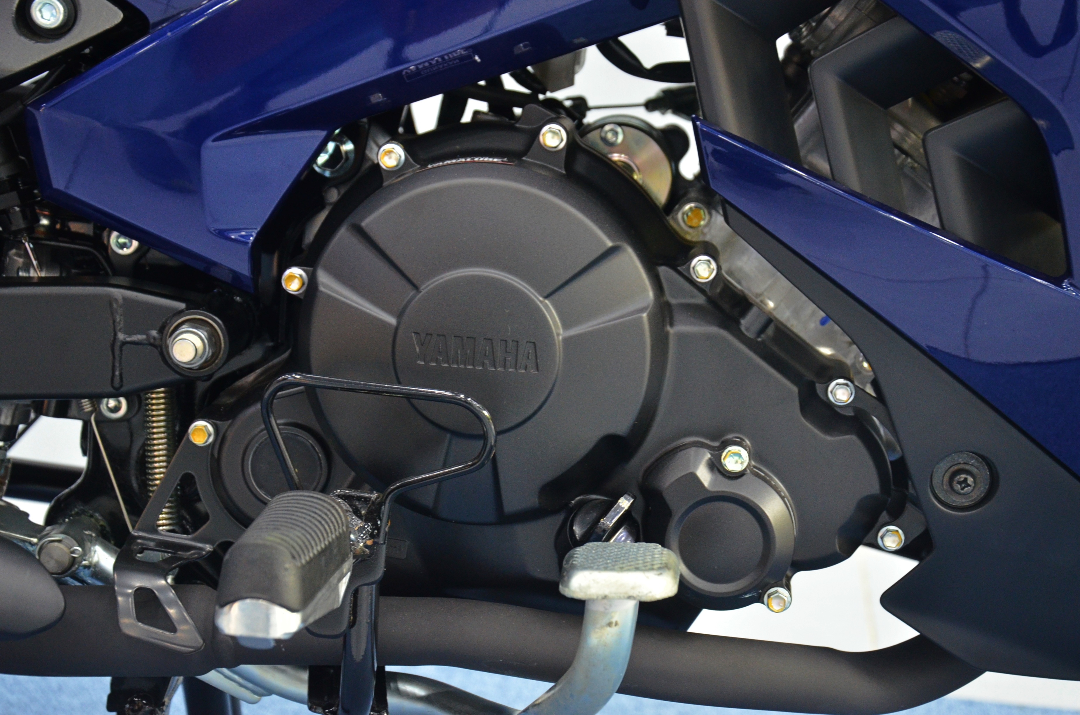 Yamaha Y15ZR SE anh 25