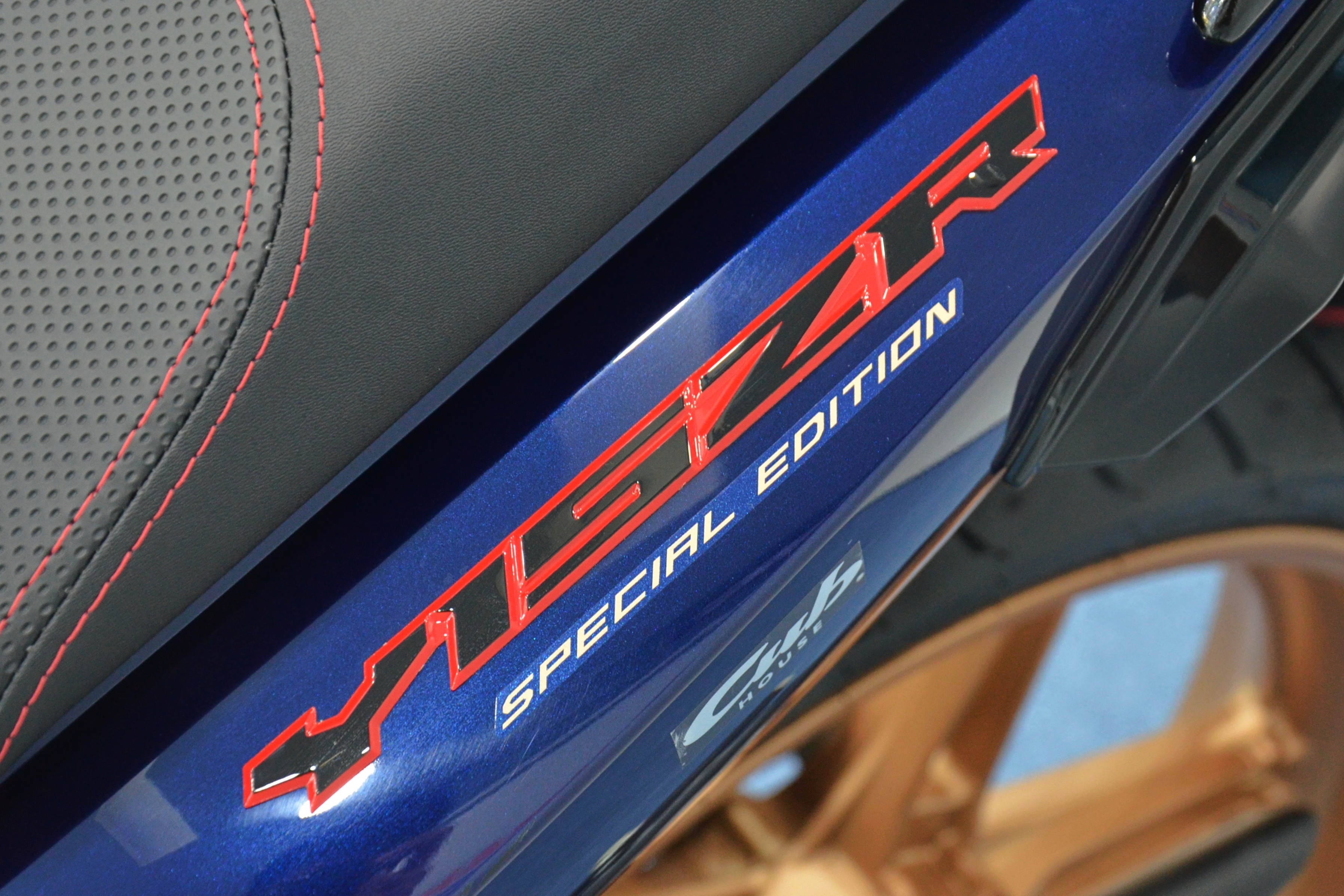 Yamaha Y15ZR SE anh 26