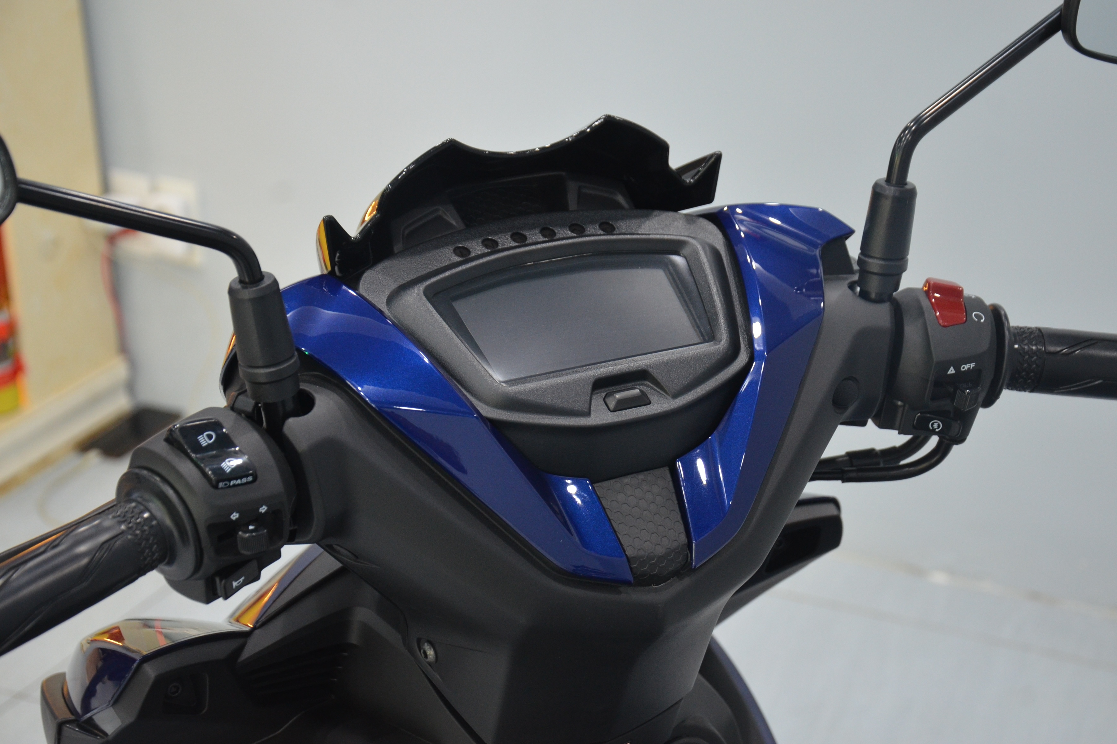 Yamaha Y15ZR SE anh 19
