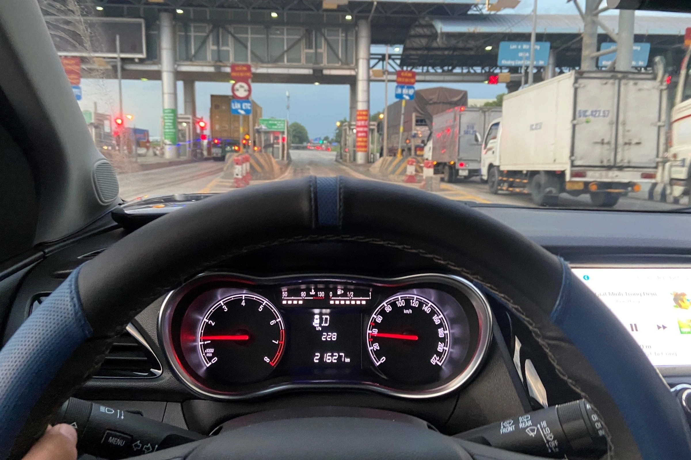 De mat tien trieu vi loi nay khi dua 'khoi nghi he' du lich bang oto hinh anh