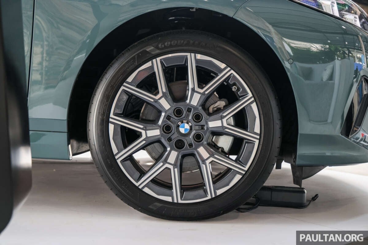 BMW 2 Series Gran Coupe anh 9