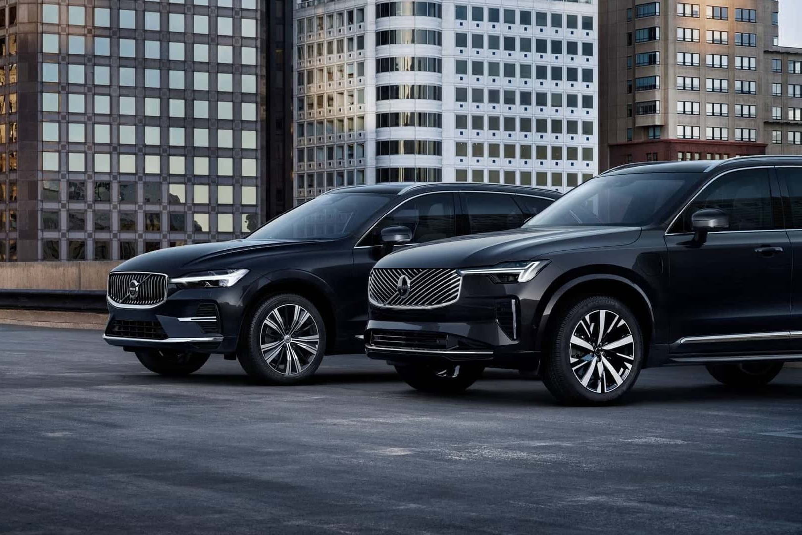 Volvo lam SUV boc thep hinh anh