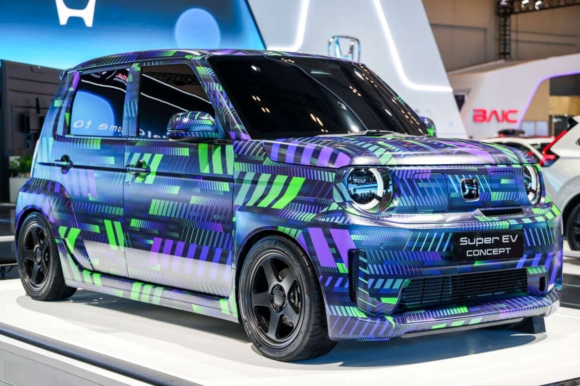 Oto dien moi cua Honda - 2 cong sac, chay toi da den 400 km hinh anh