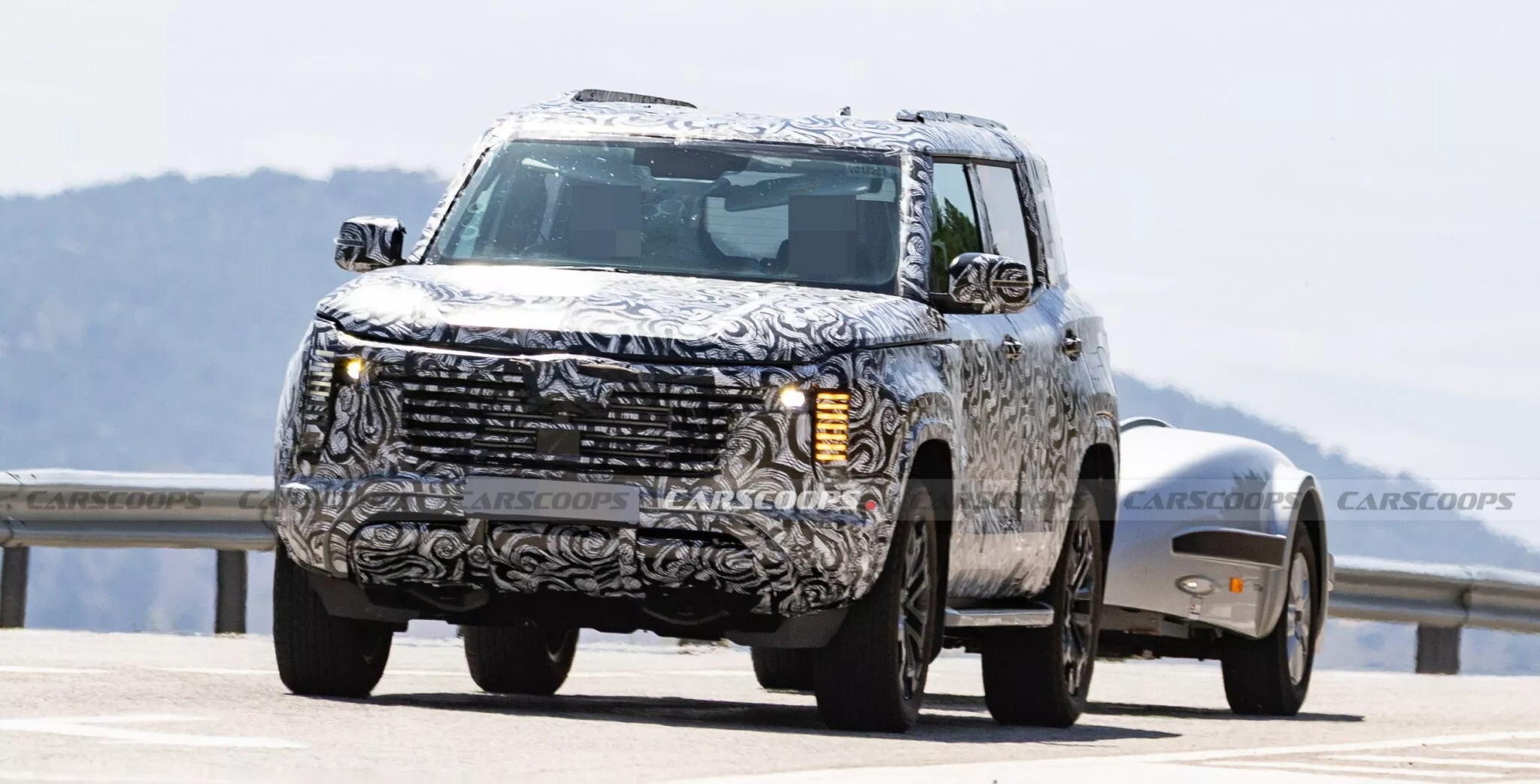 Mitsubishi Pajero anh 3