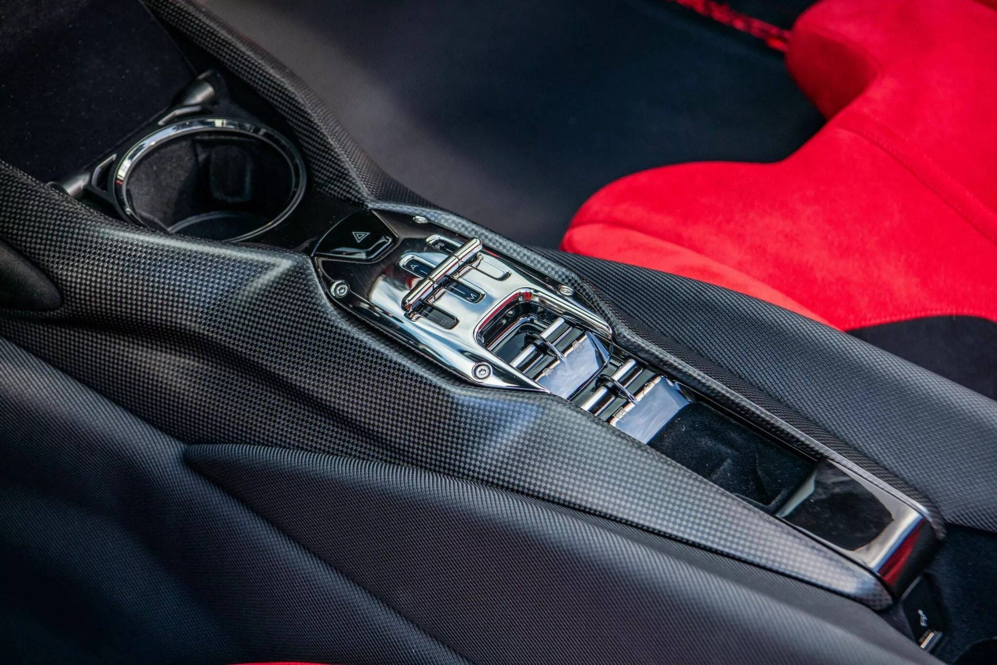 Ferrari 812 Competizione A anh 14