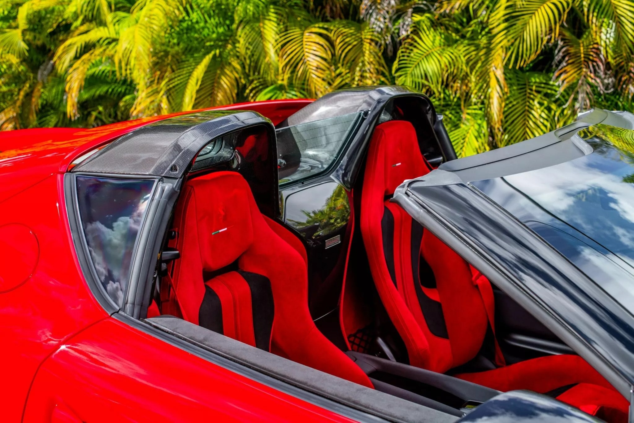 Ferrari 812 Competizione A anh 17