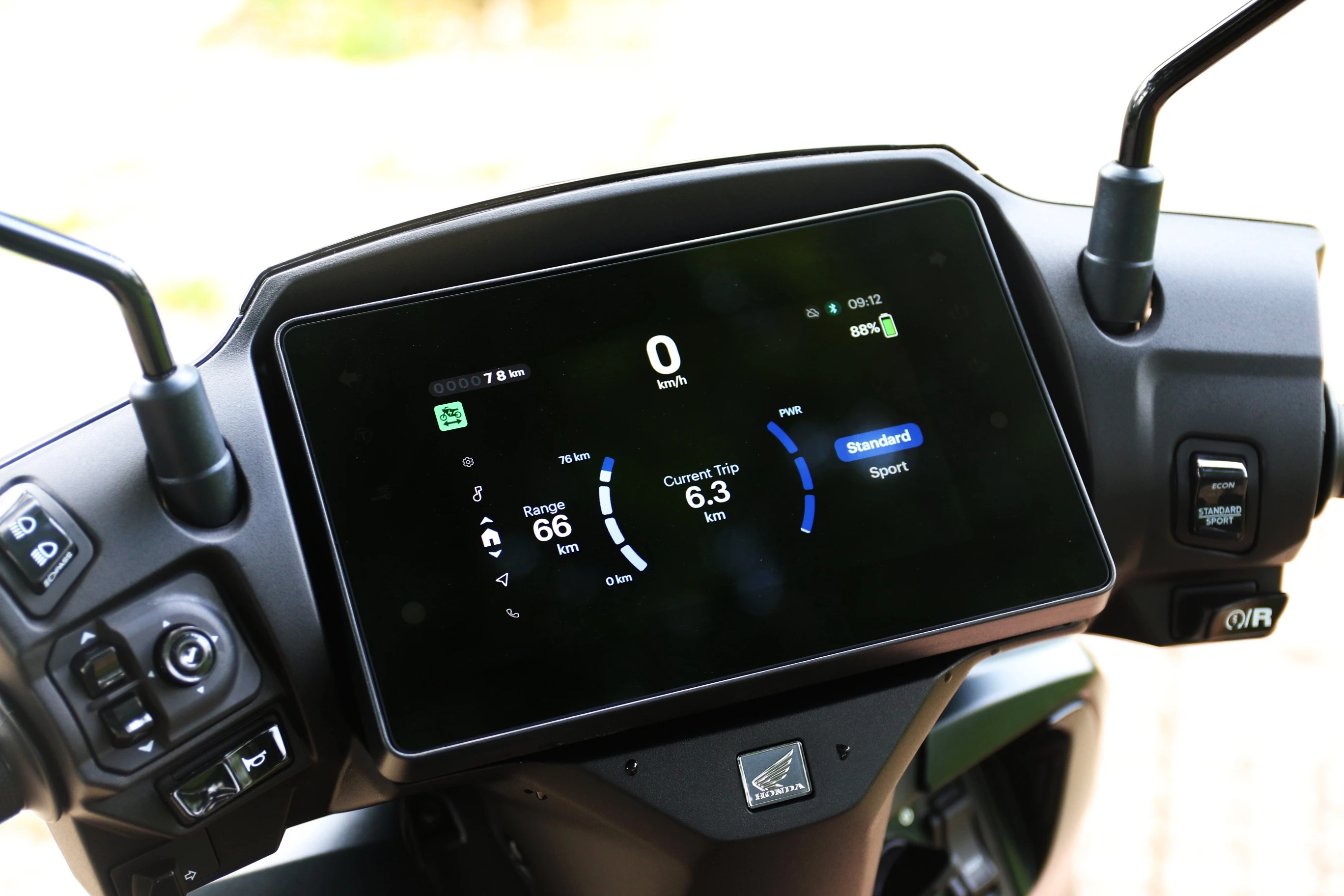 xe may dien Honda anh 9