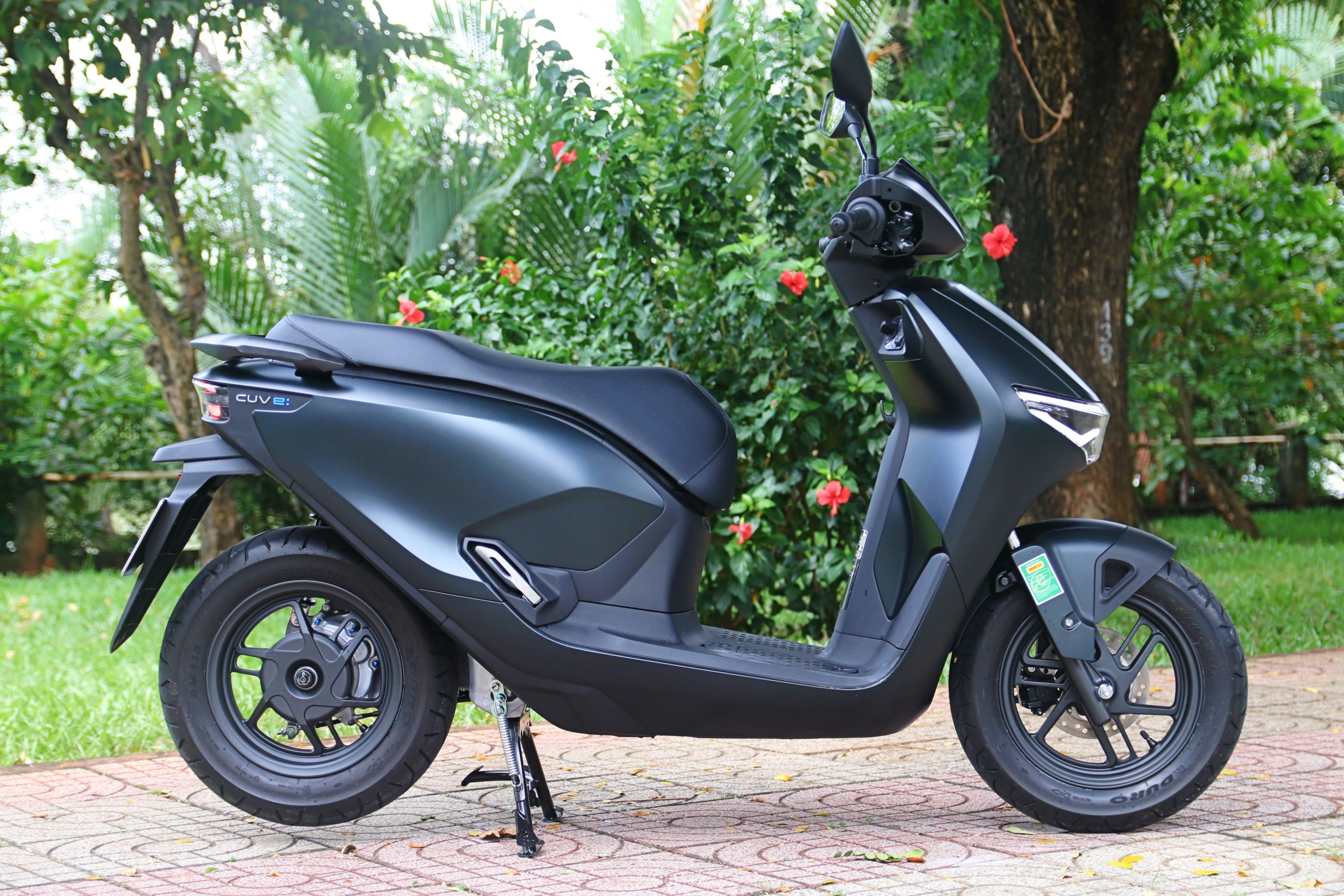 xe may dien doi pin anh 5