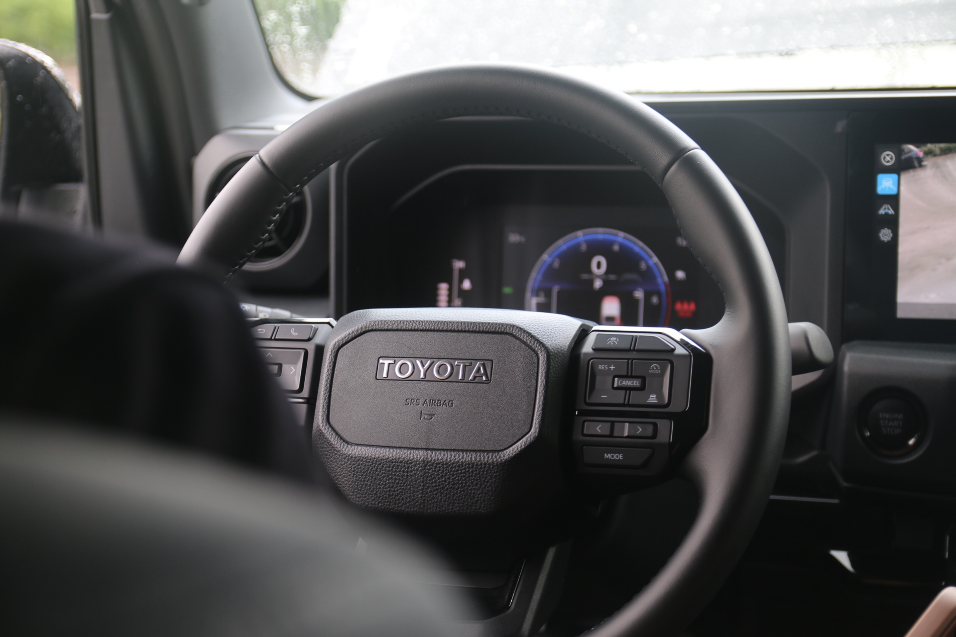 Toyota Land Cruiser FJ ảnh 29