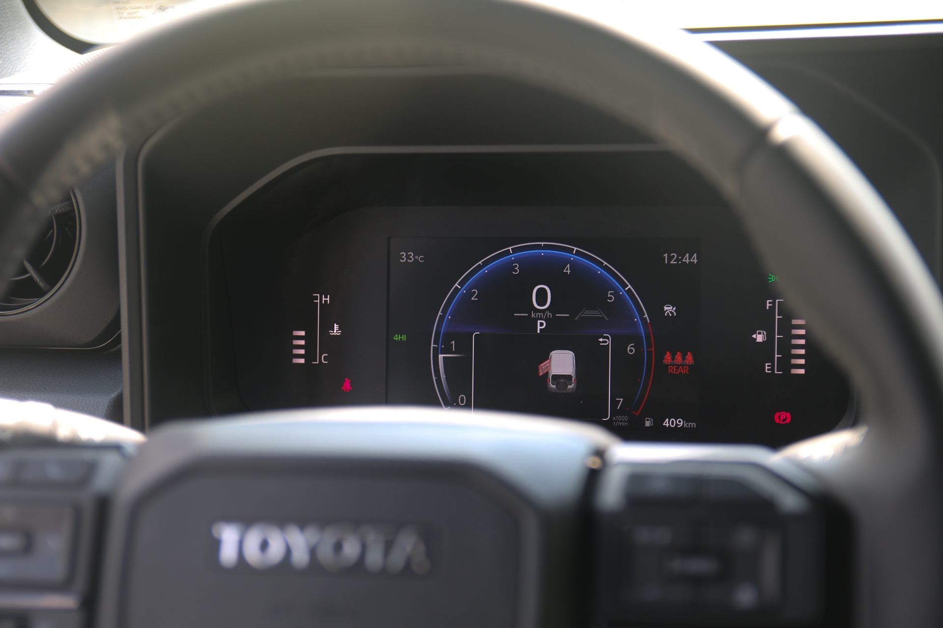 Toyota Land Cruiser FJ ảnh 20