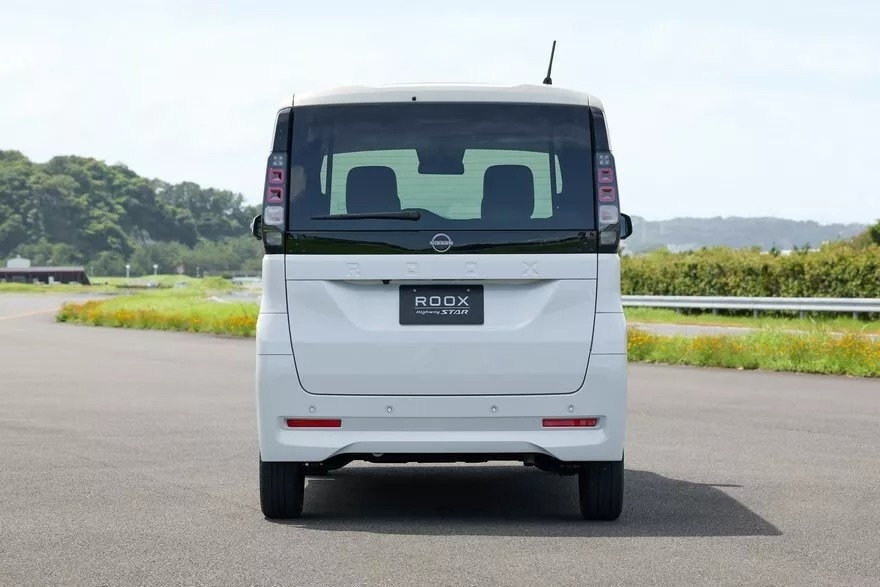 Nissan Roox anh 5