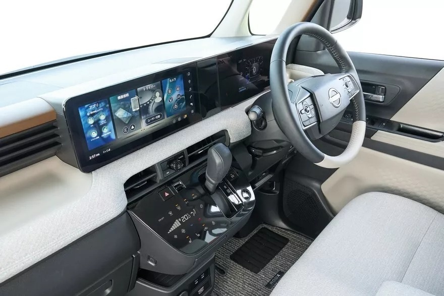 Nissan Roox anh 13