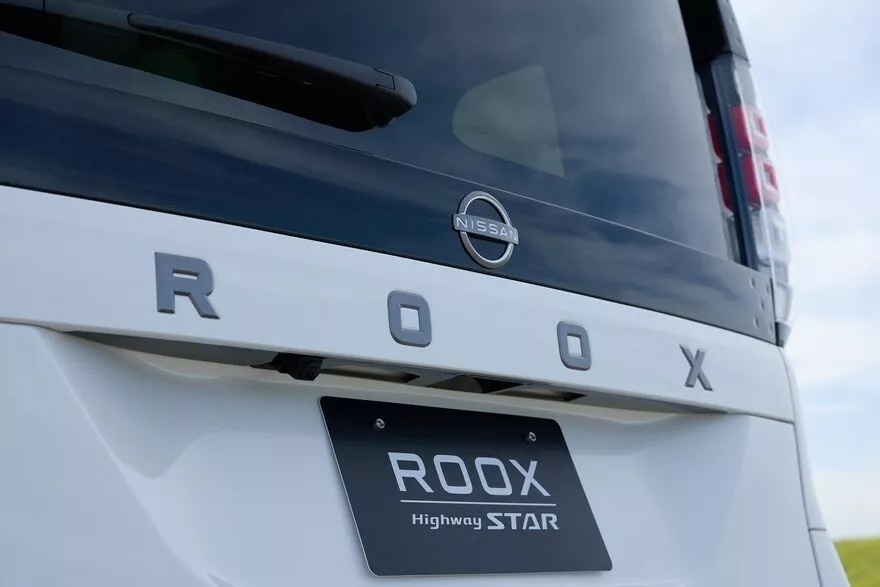Nissan Roox anh 14
