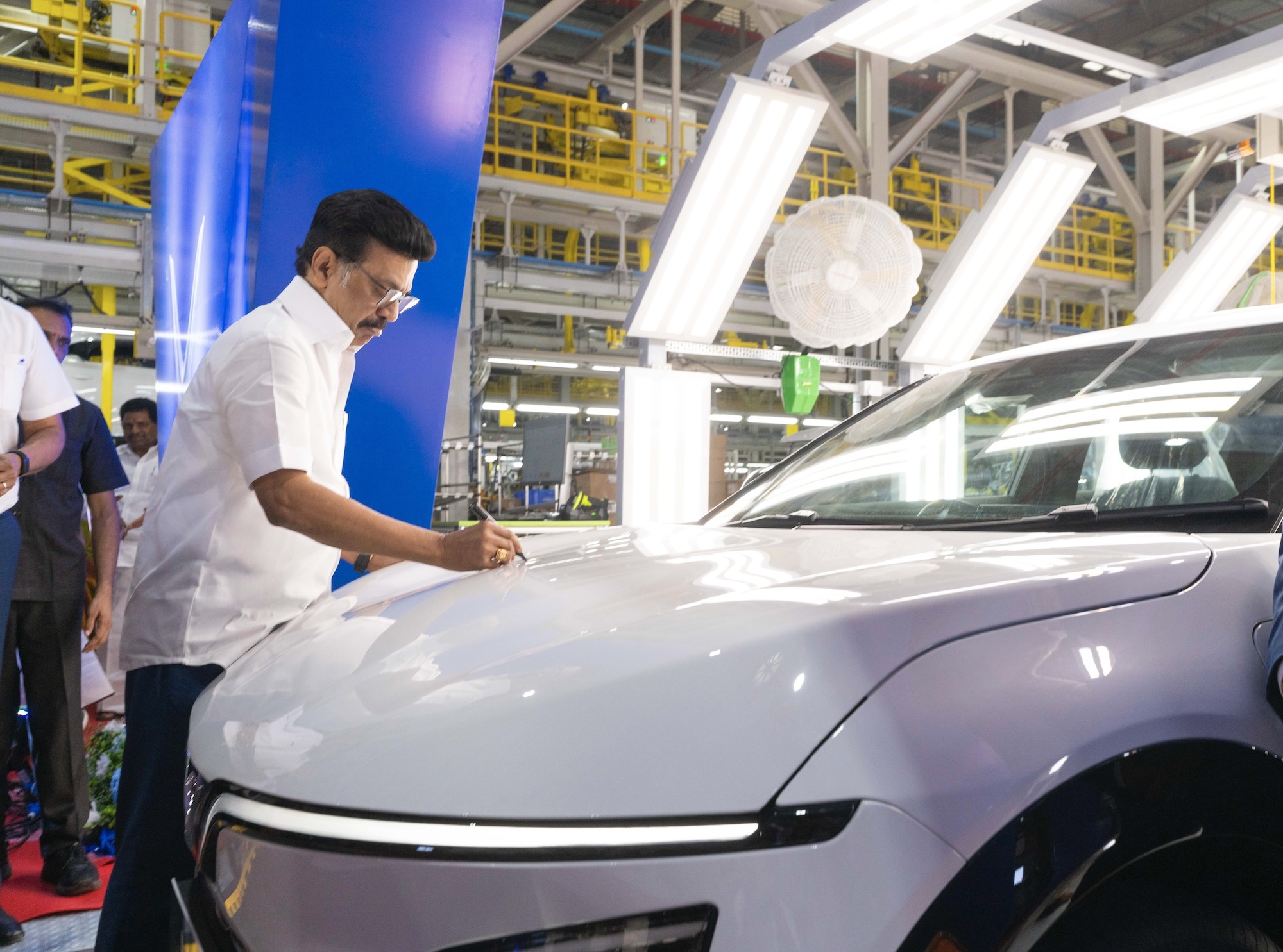 Vi sao An Do duoc VinFast chon lam noi ra mat xe, mo nha may? hinh anh