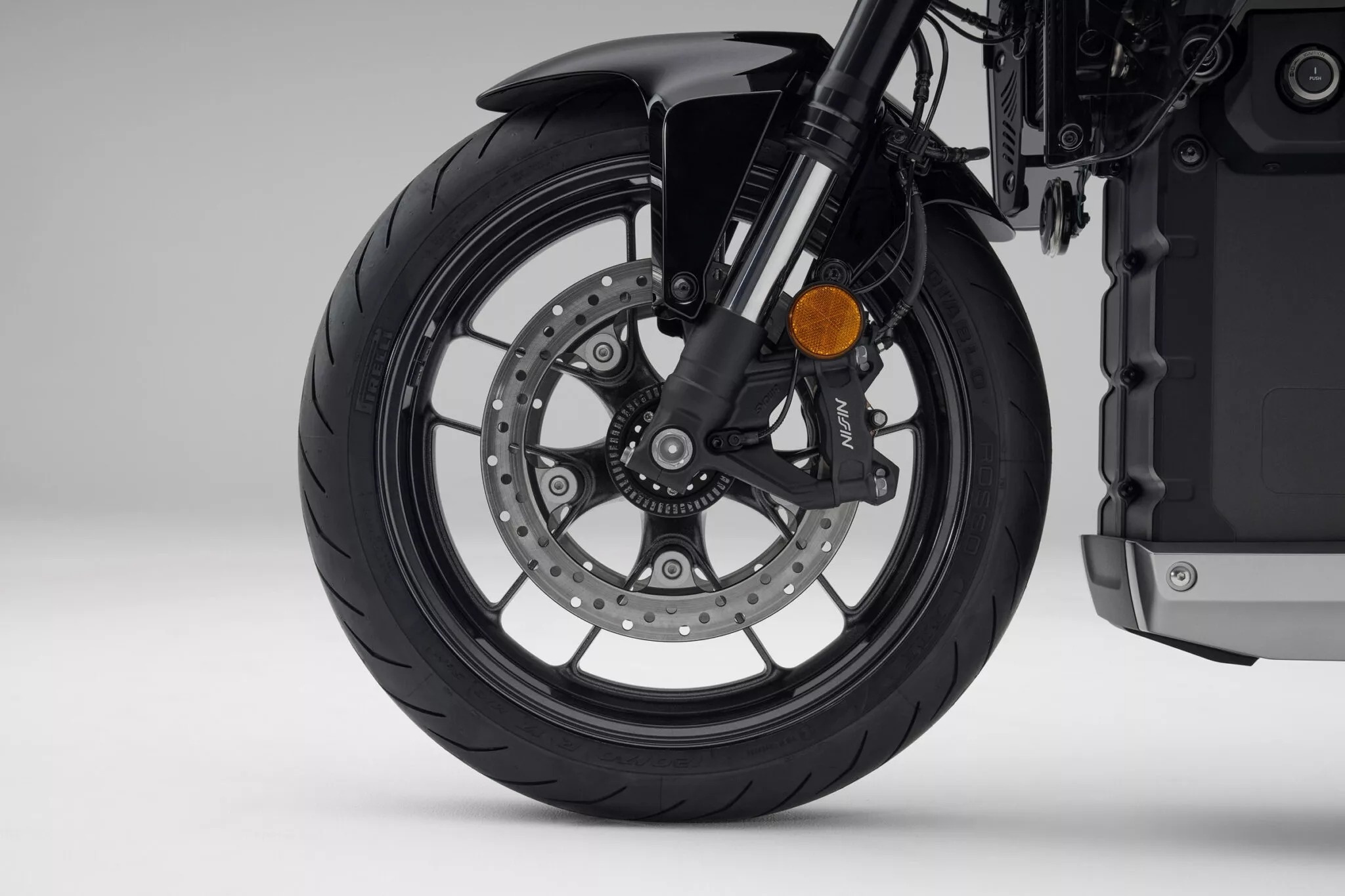 Honda WN7 anh 5