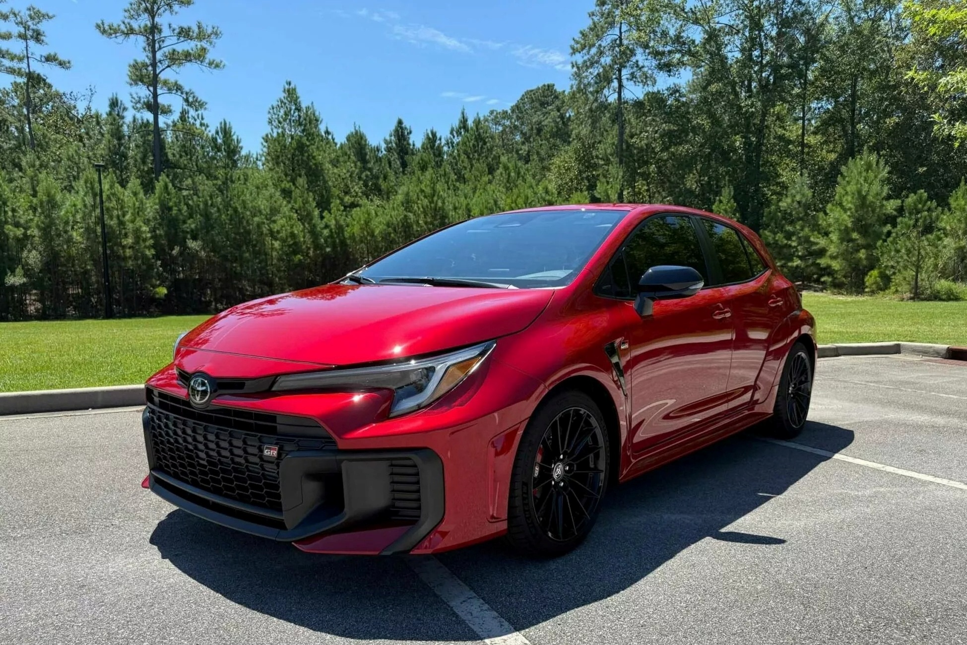 Chay 1.200 km, Toyota GR Corolla mat gan 16% gia tri sau mot thang hinh anh