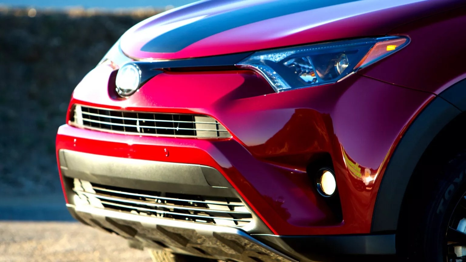 Chi 17.000 USD mua oto cu cho con gai roi mat trang ca chiec xe hinh anh