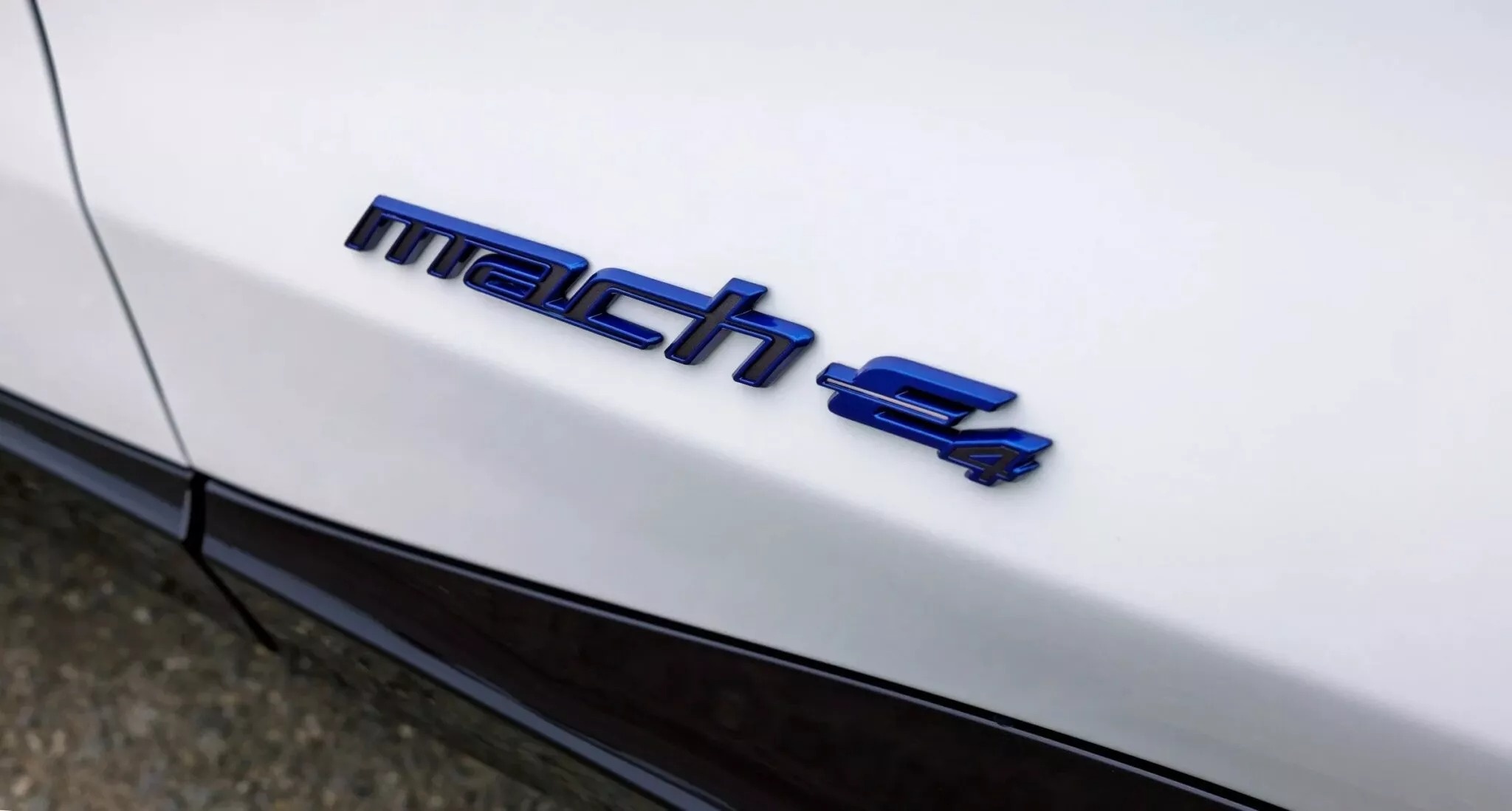 Ford Mustang Mach-E anh 11
