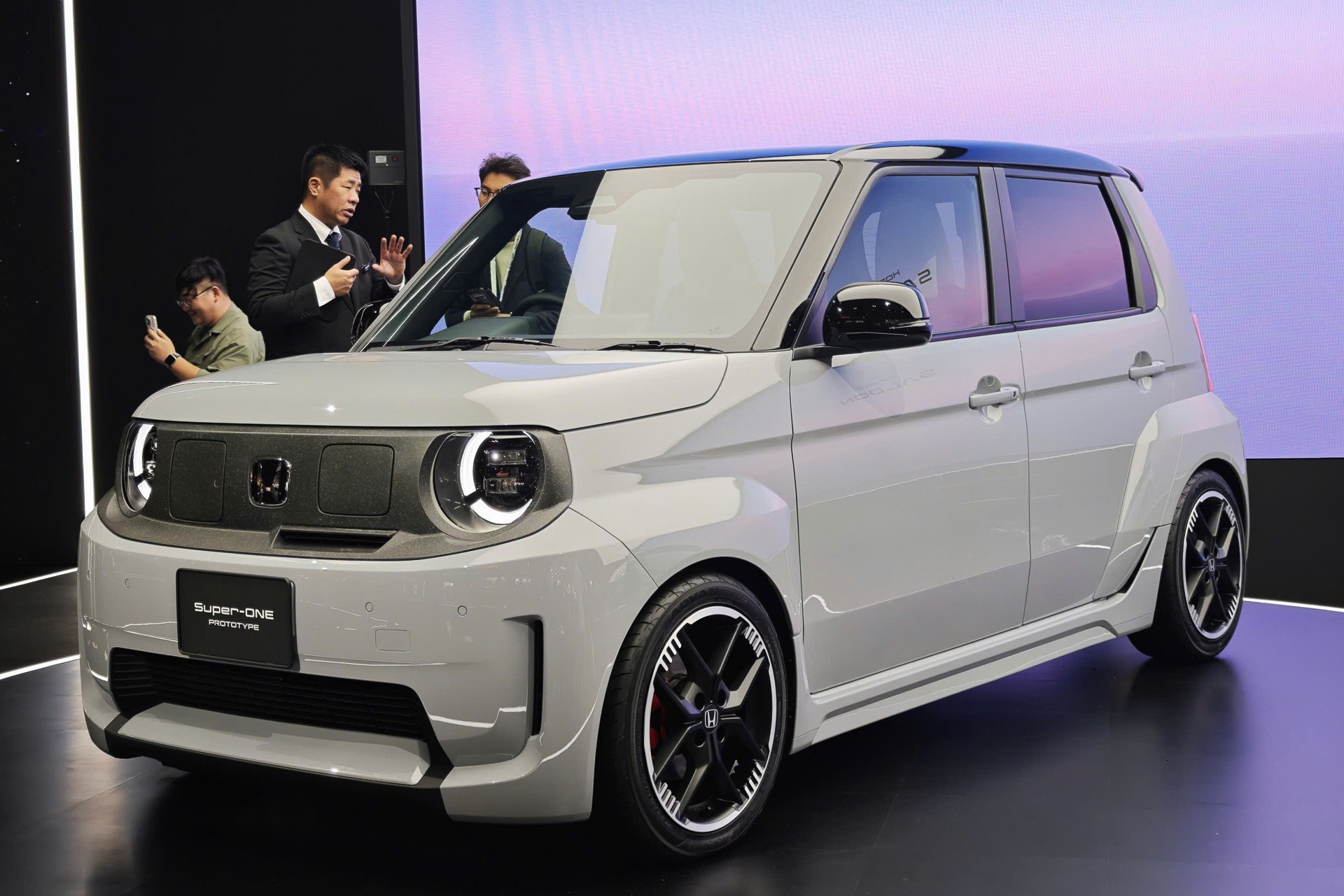 Can canh Honda Super-One - xe dien cung co VF 3, ban ra tu nam sau hinh anh