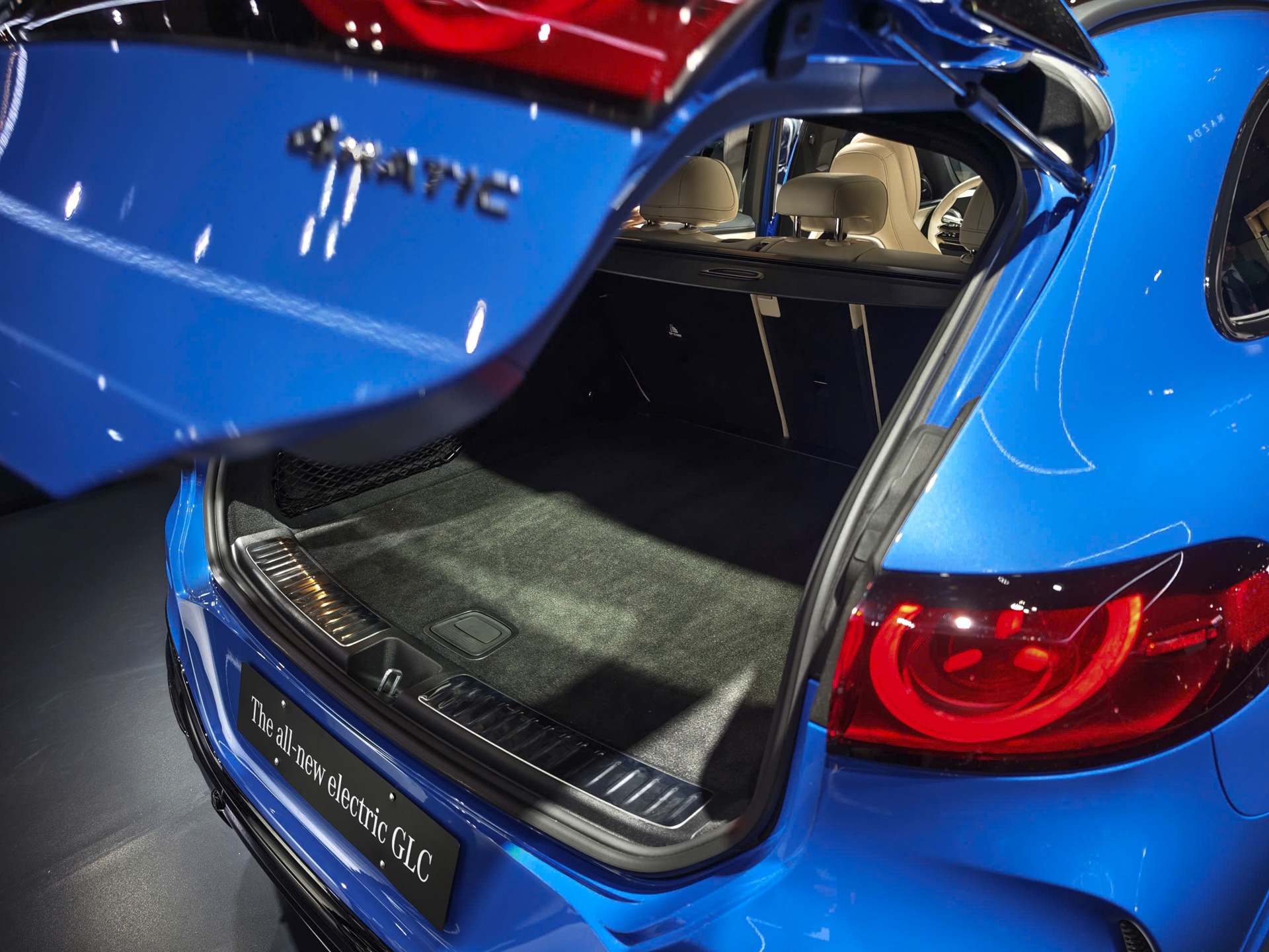 GLC EQ ảnh 7 GLC EQ anh 7