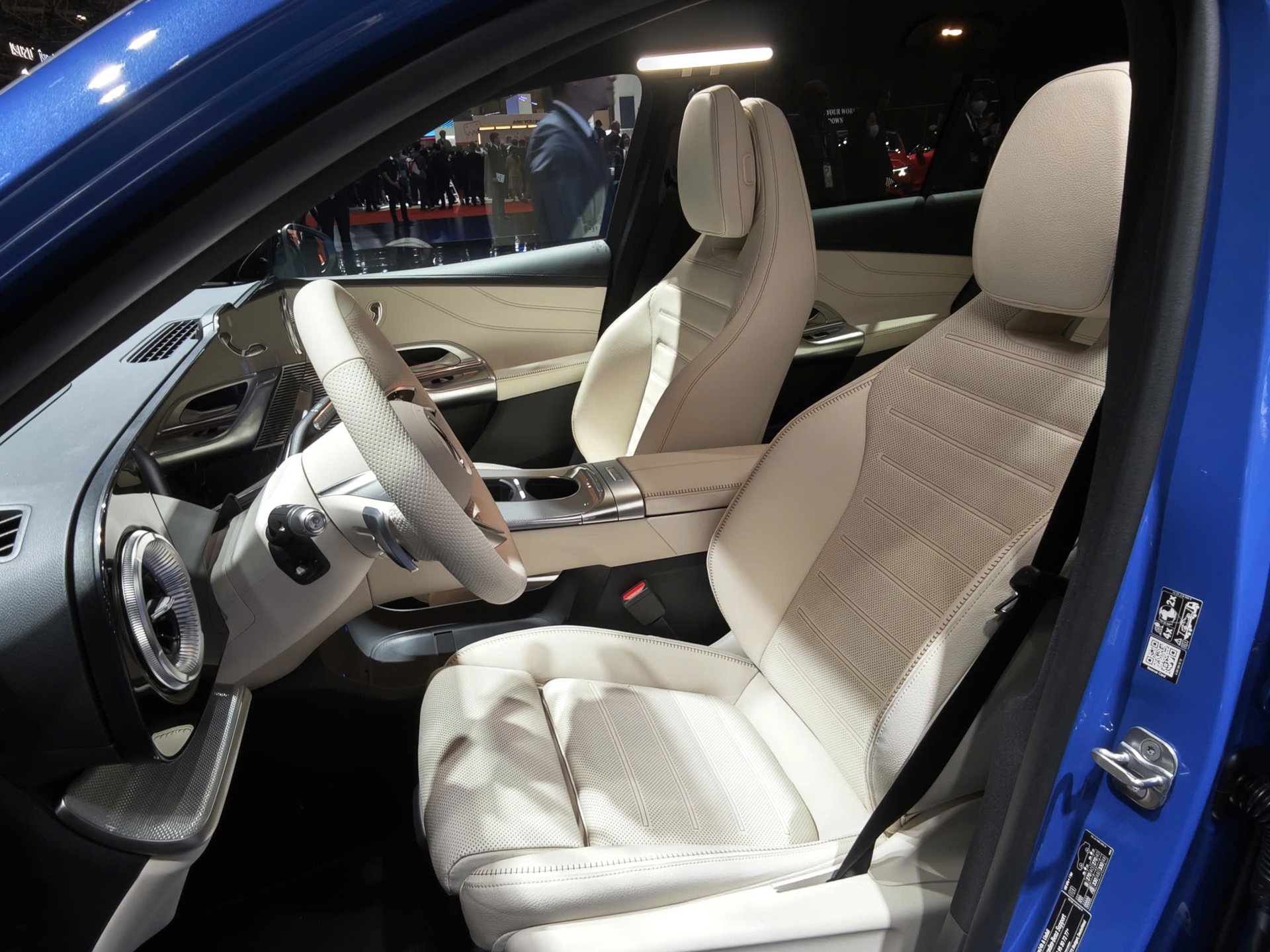 GLC EQ ảnh 14 GLC EQ anh 14