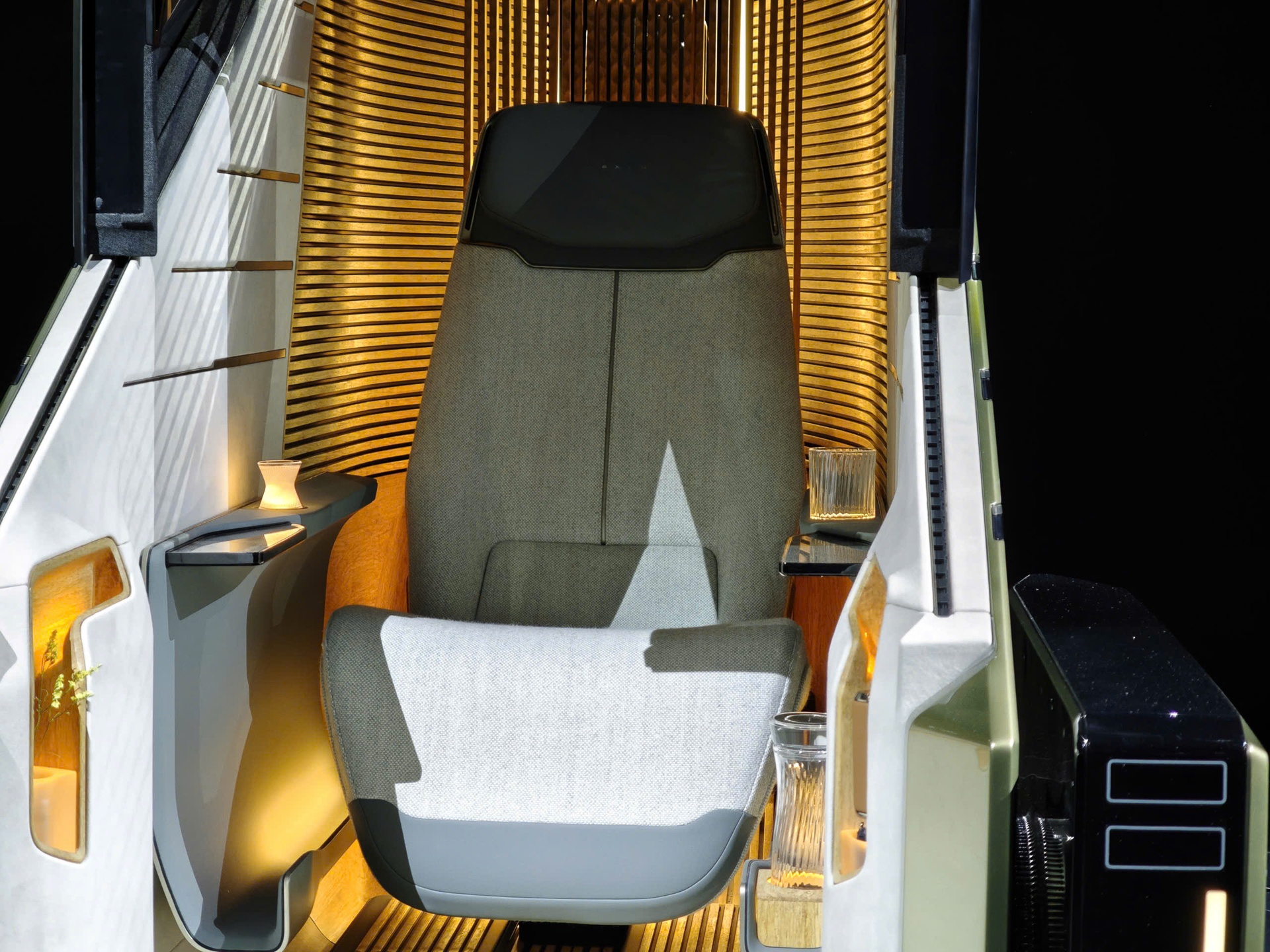 Lexus LS Micro Concept ảnh 6 Lexus LS Micro Concept anh 6