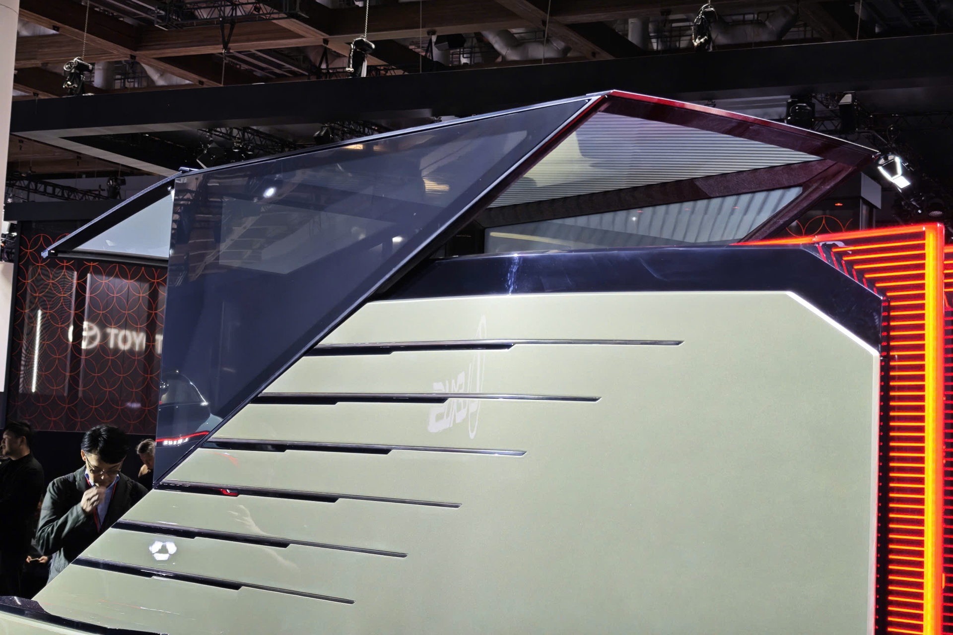 Lexus LS Micro Concept ảnh 2 Lexus LS Micro Concept anh 2