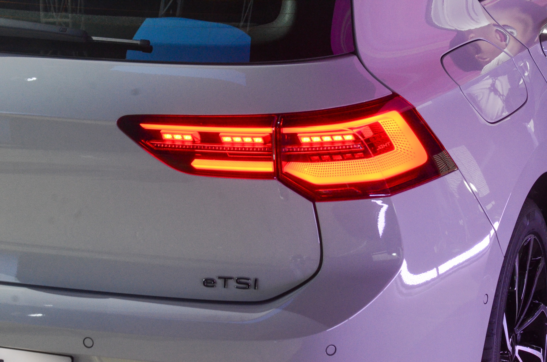 Volkswagen Golf anh 4