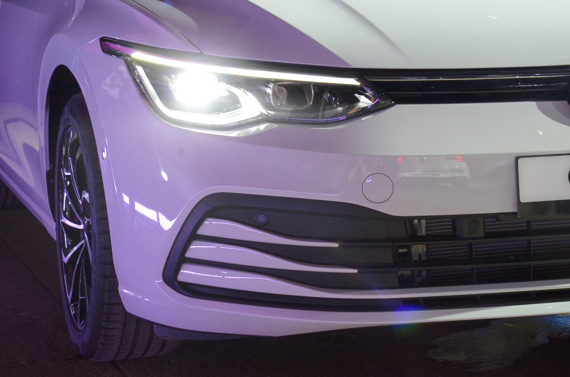 Volkswagen Golf anh 2