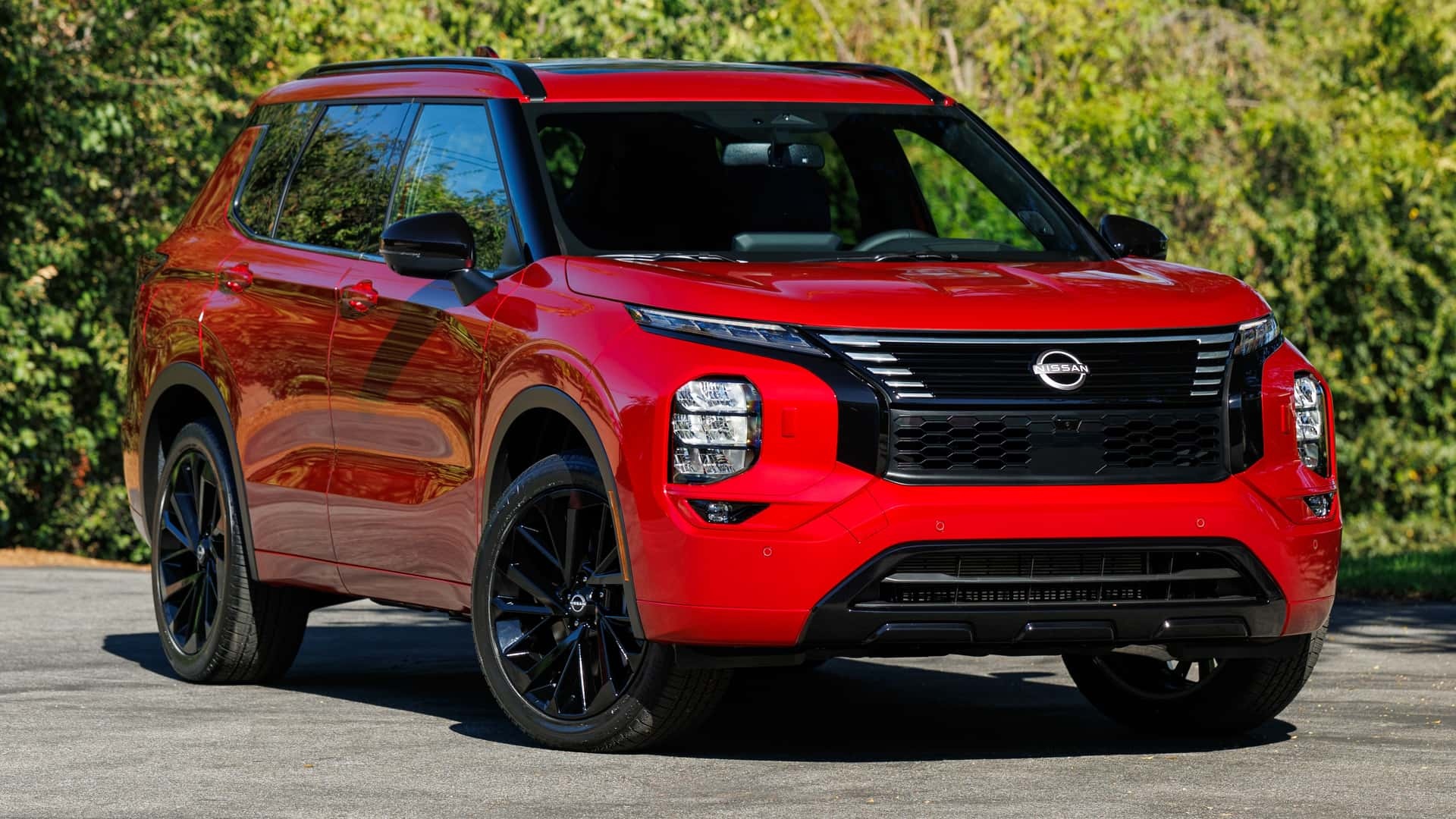 PHEV cua Nissan thuc chat la xe Mitsubishi doi logo hinh anh