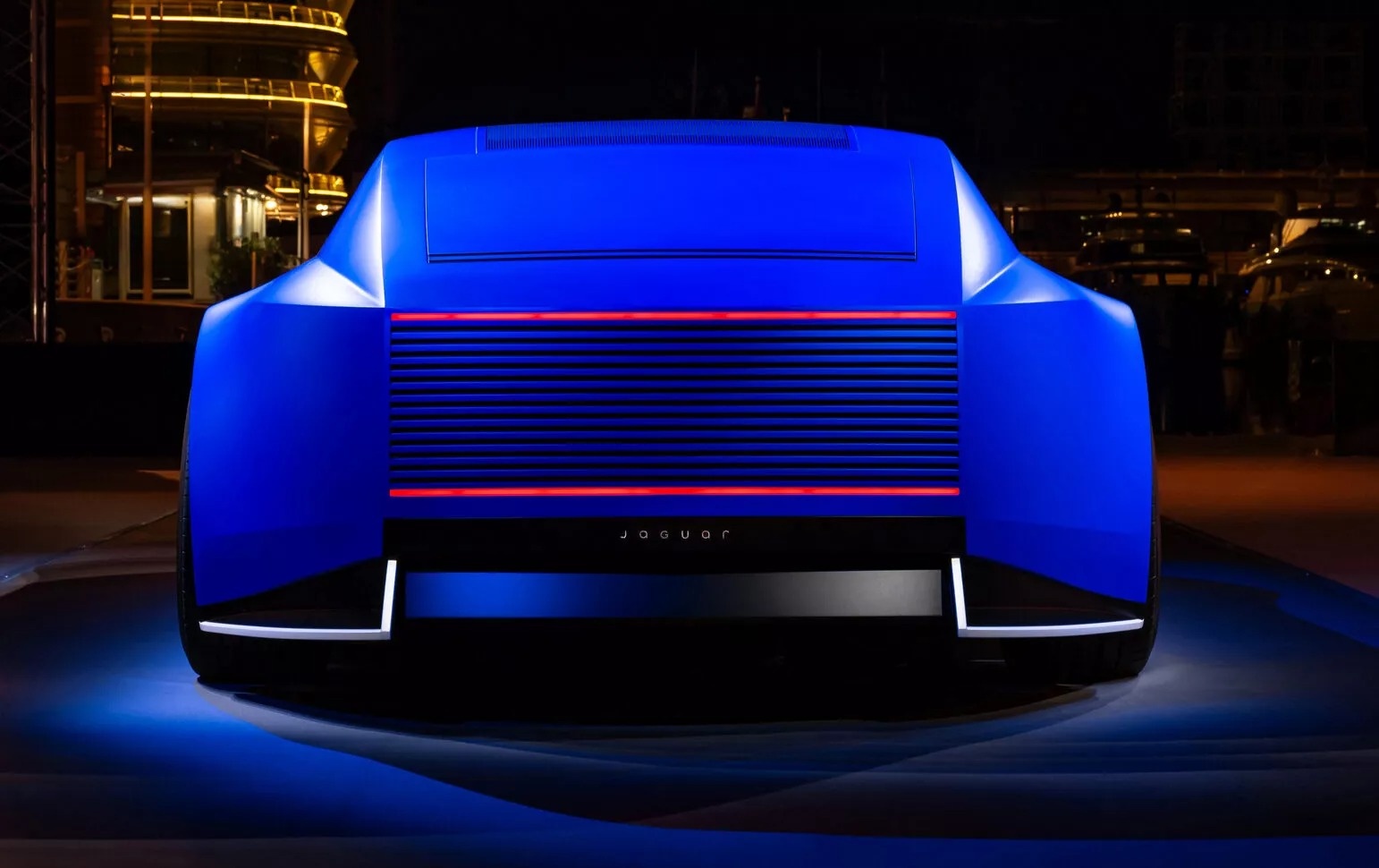 thi truong xe sang anh 1