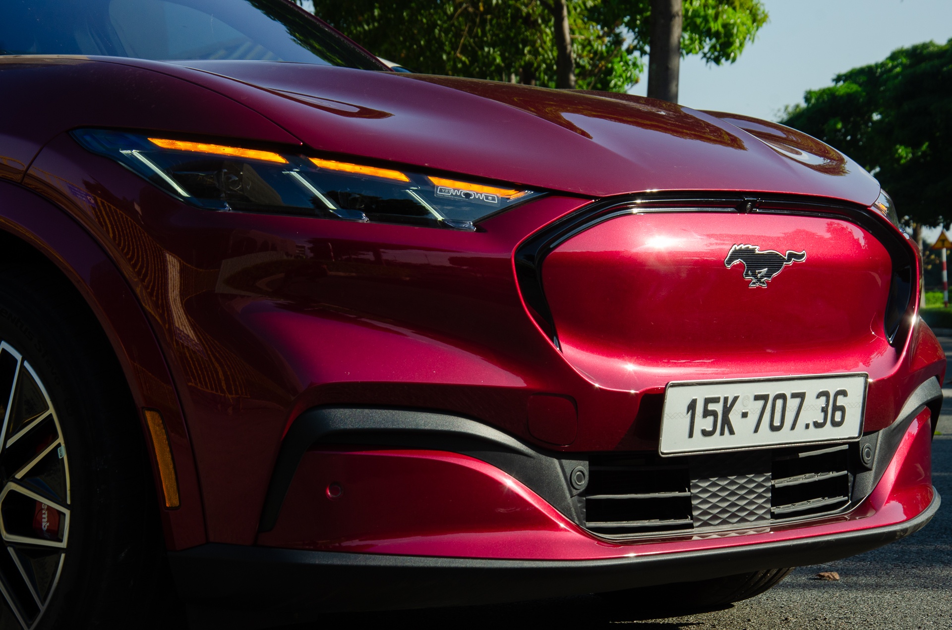 Loat xe ban cham nam ngoai co kip 'doi van' thang dau nam? hinh anh