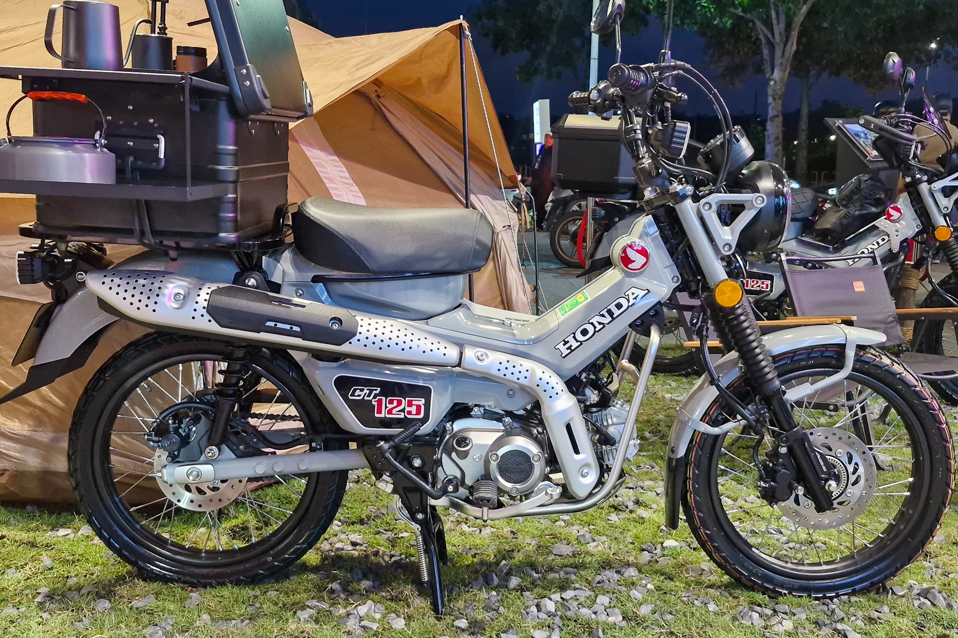 Honda CT125 tai Viet Nam gap loi truc banh truoc hinh anh