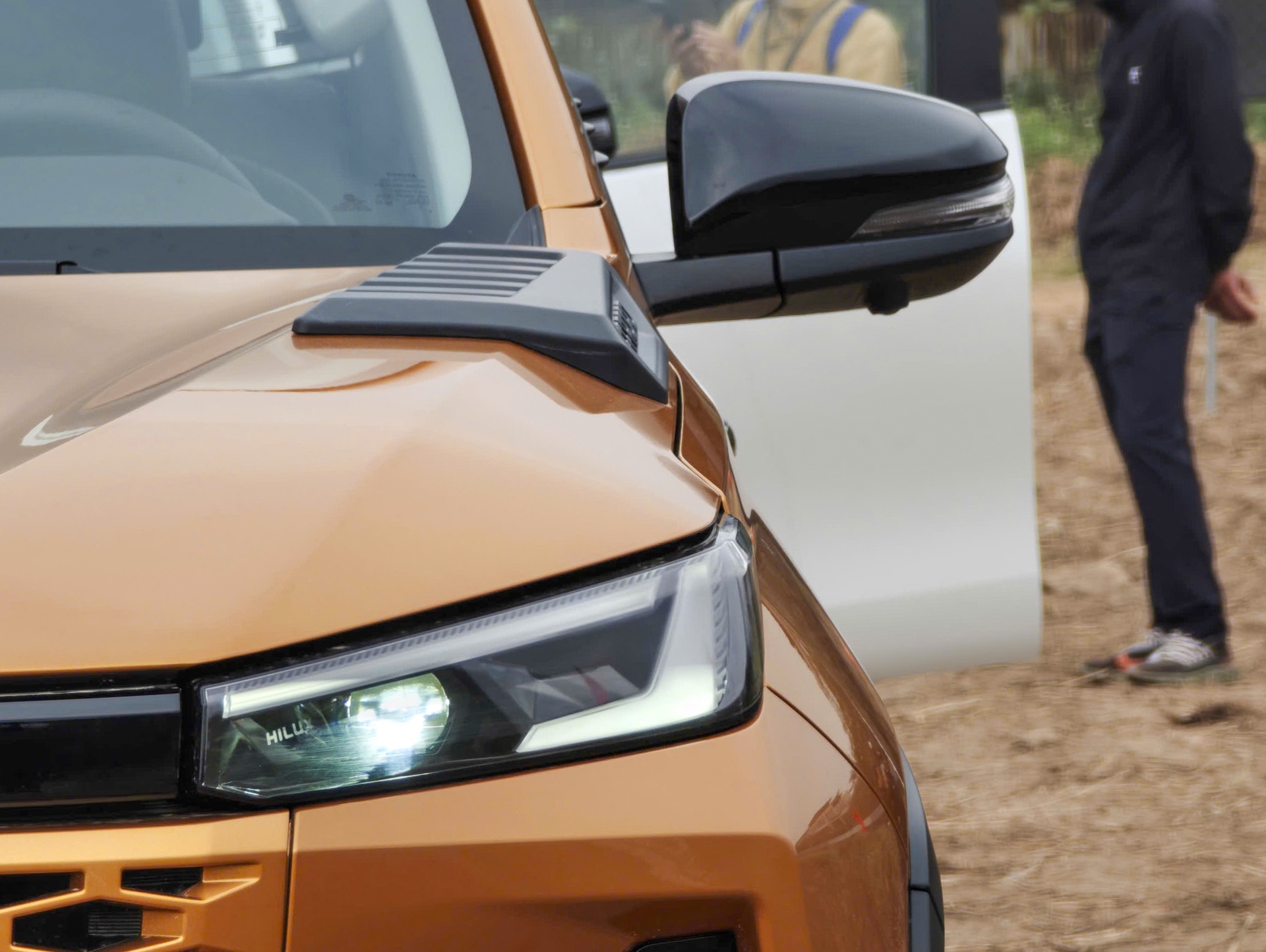 Toyota Hilux 2026 ảnh 2 Toyota Hilux 2026 anh 2