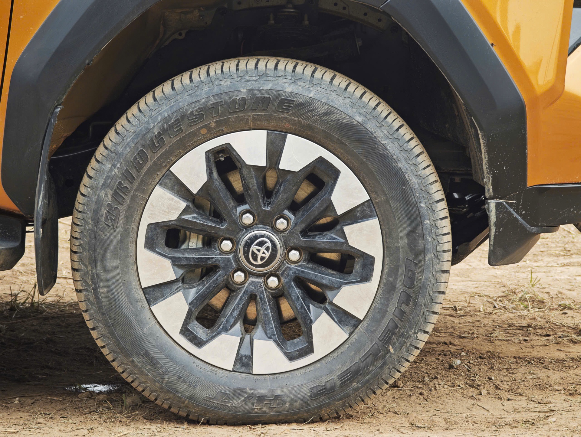 Toyota Hilux 2026 ảnh 5 Toyota Hilux 2026 anh 5