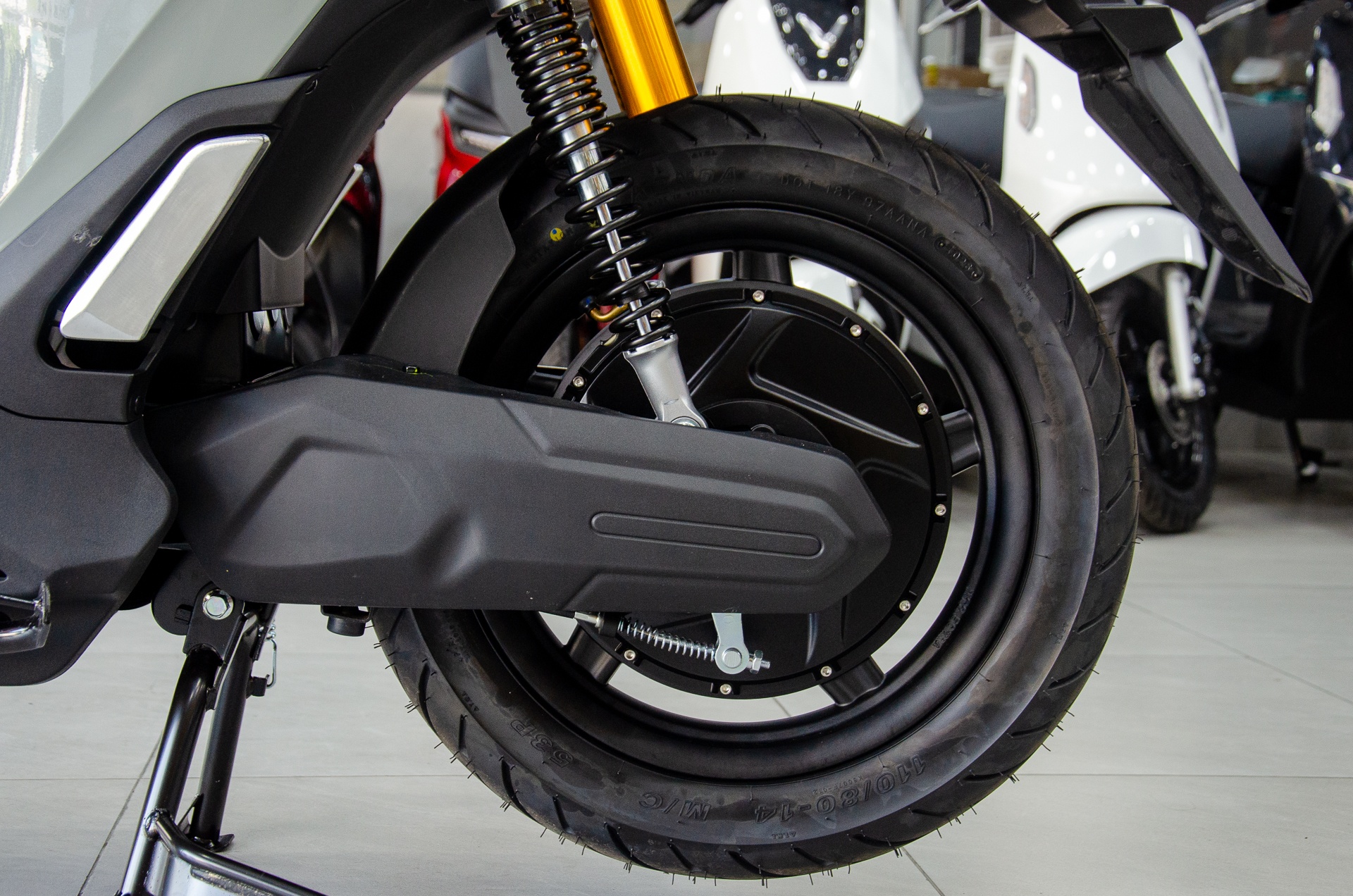 VinFast Viper anh 21