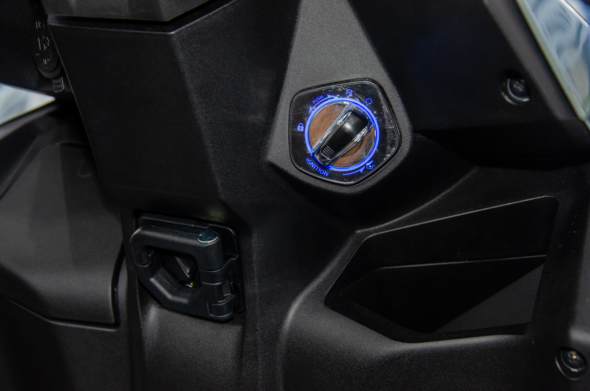 VinFast Viper anh 28