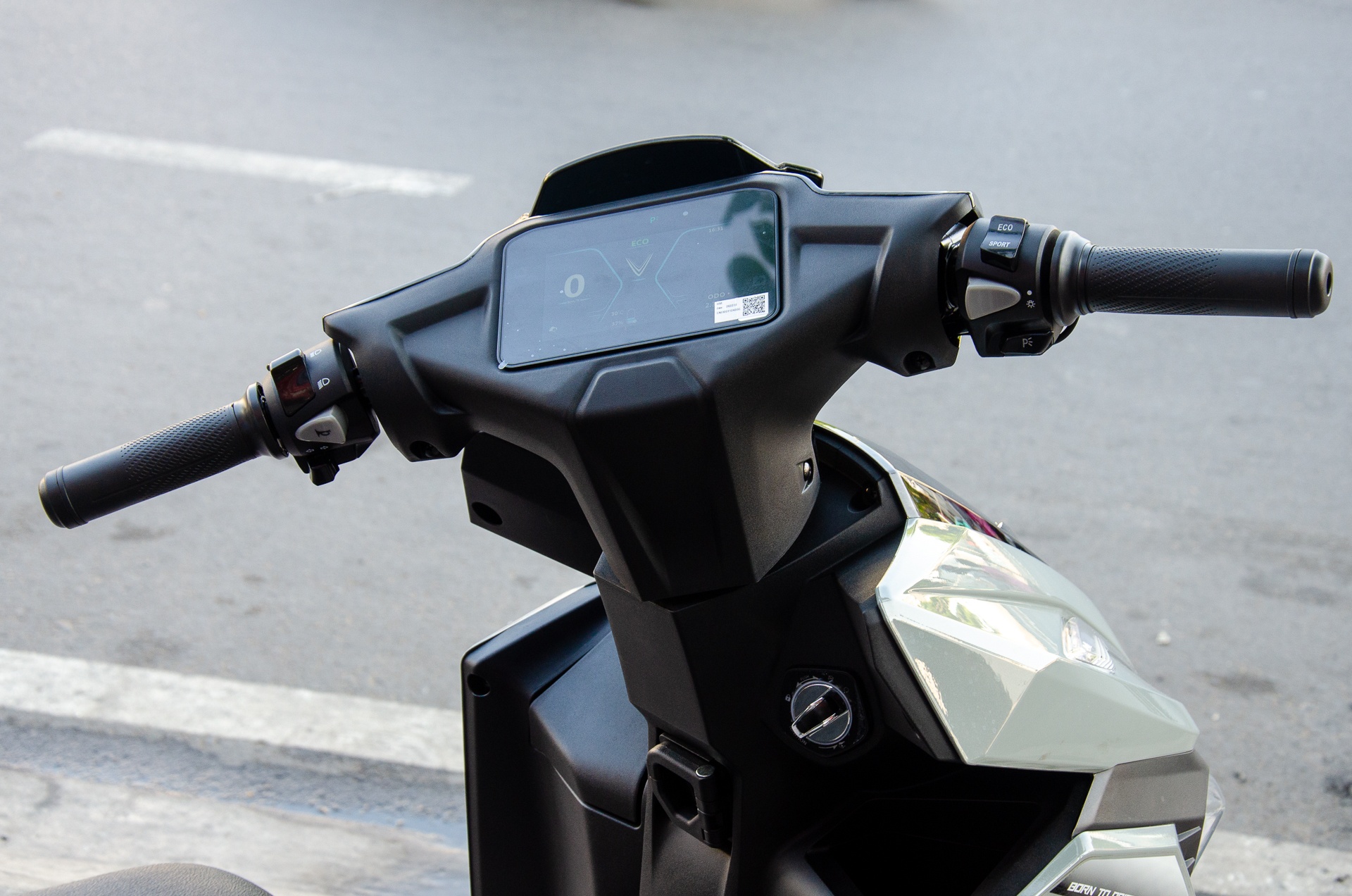 VinFast Viper anh 23