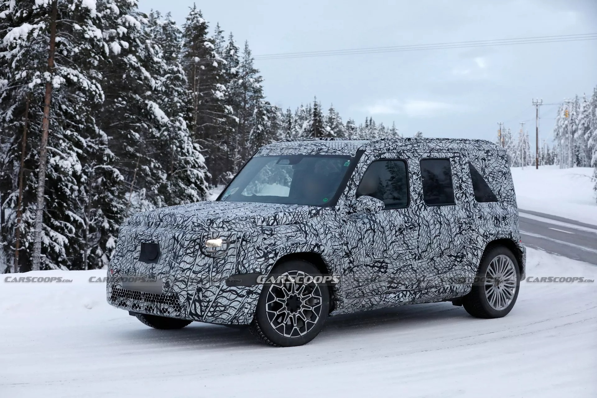 Lo anh chay thu cua 'tieu G-Class' - la xe dien, co the them ban xang hinh anh