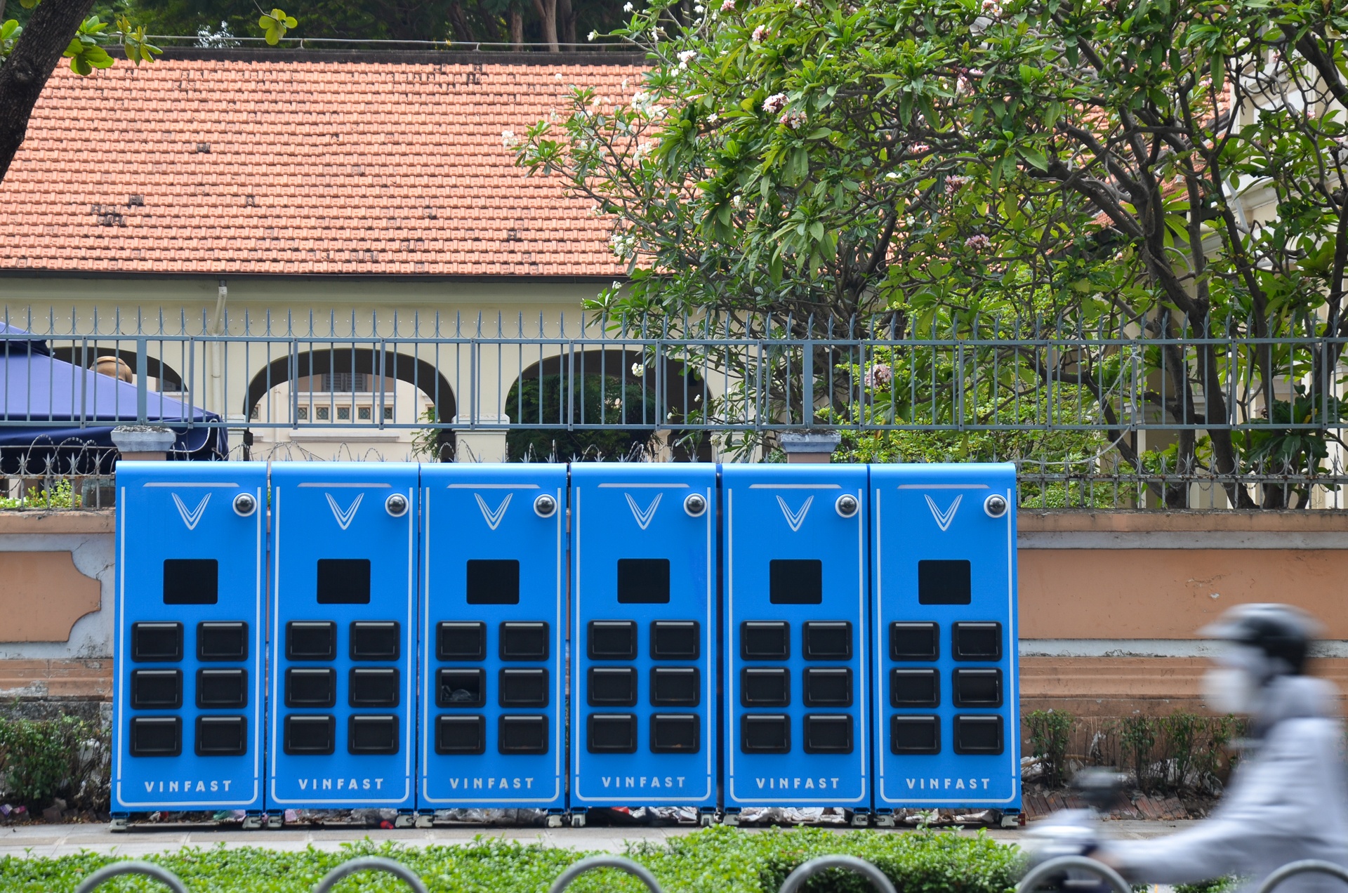 xe may dien,  VinFast anh 2